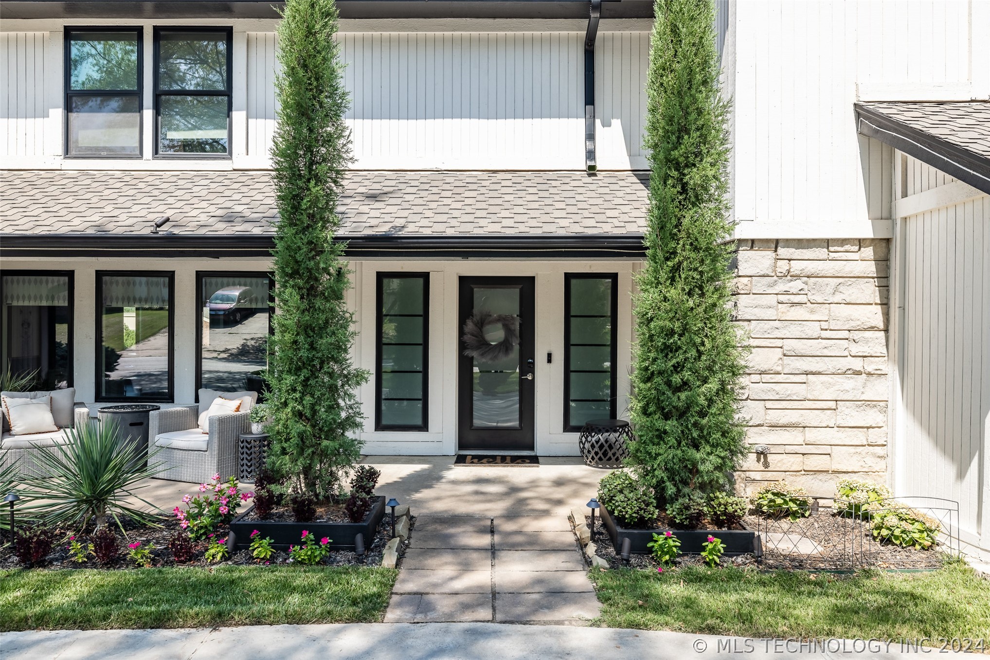 8838 S Quebec Avenue