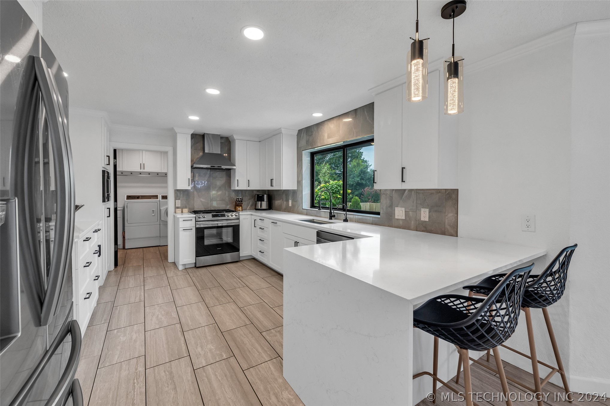 8838 S Quebec Avenue