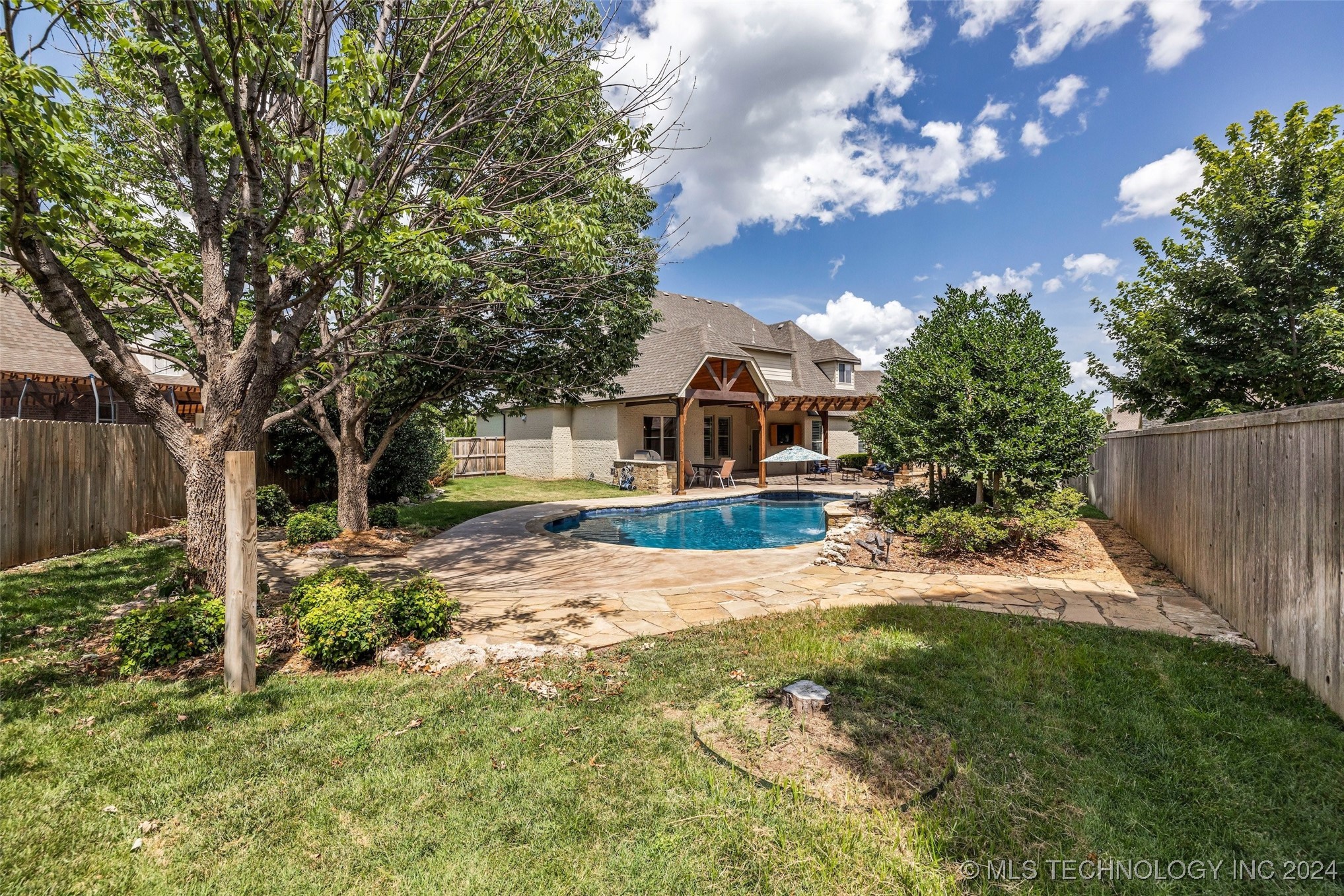 10732 S 95th East Court