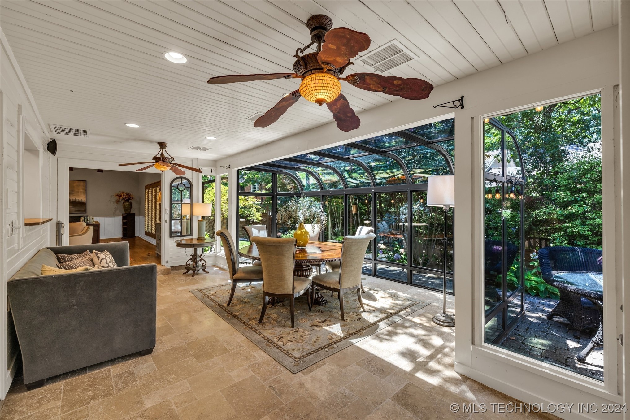 9722 S Quebec Avenue