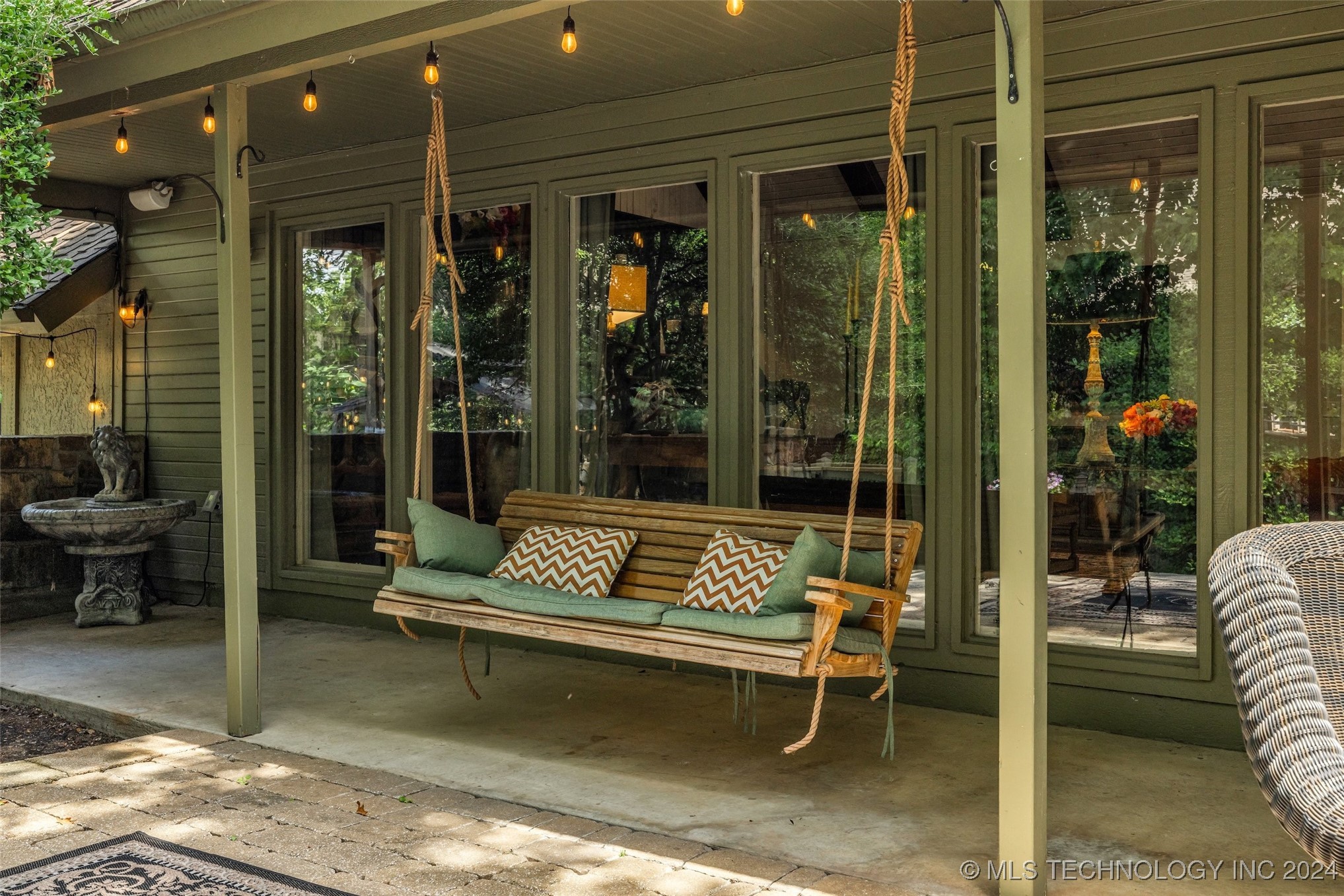 9722 S Quebec Avenue