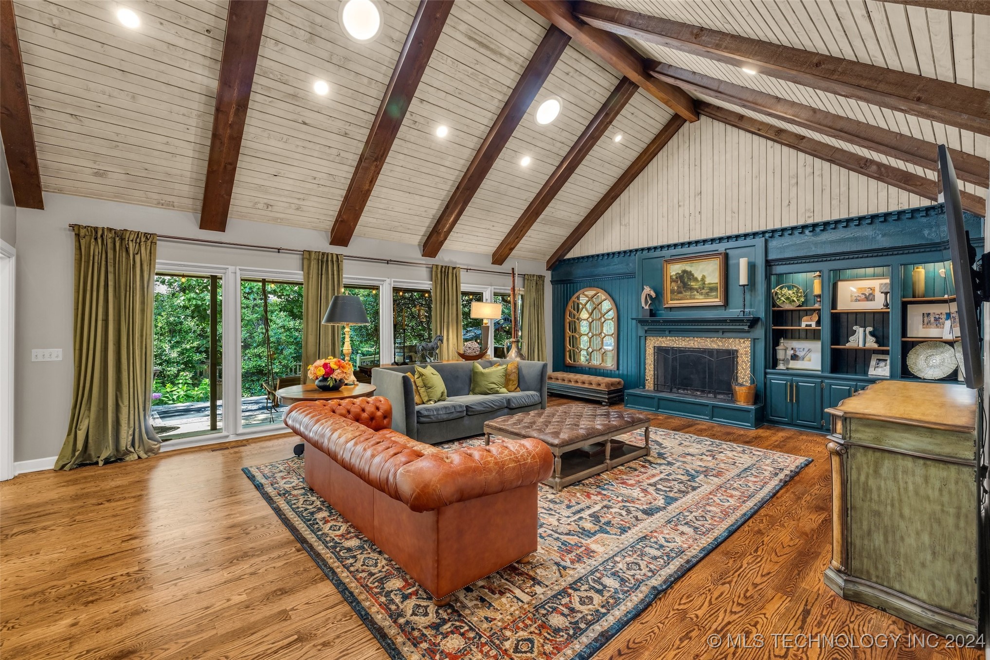 9722 S Quebec Avenue