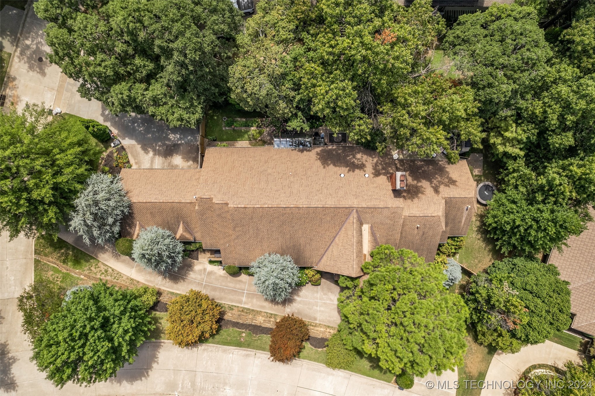 9722 S Quebec Avenue