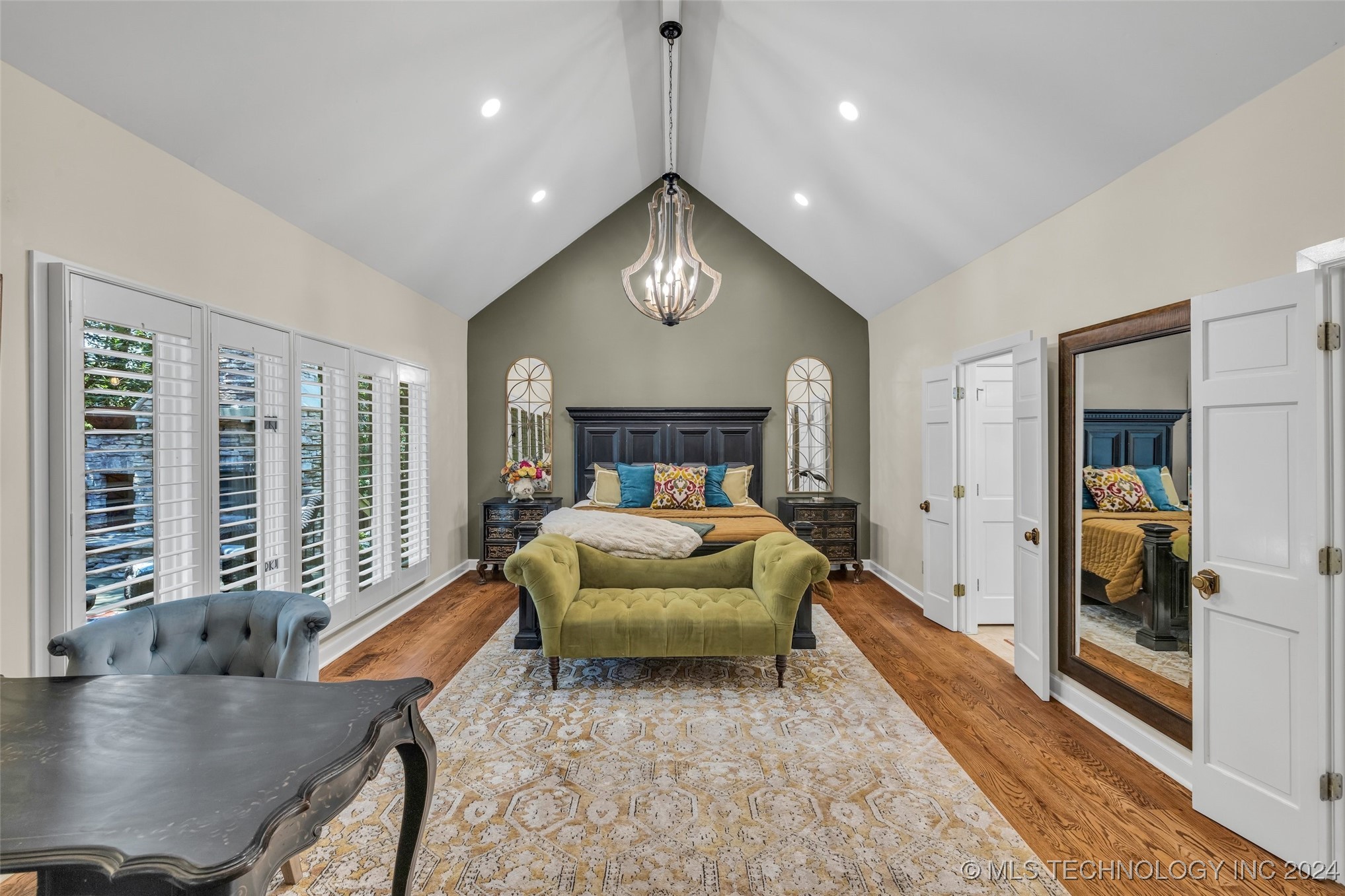 9722 S Quebec Avenue