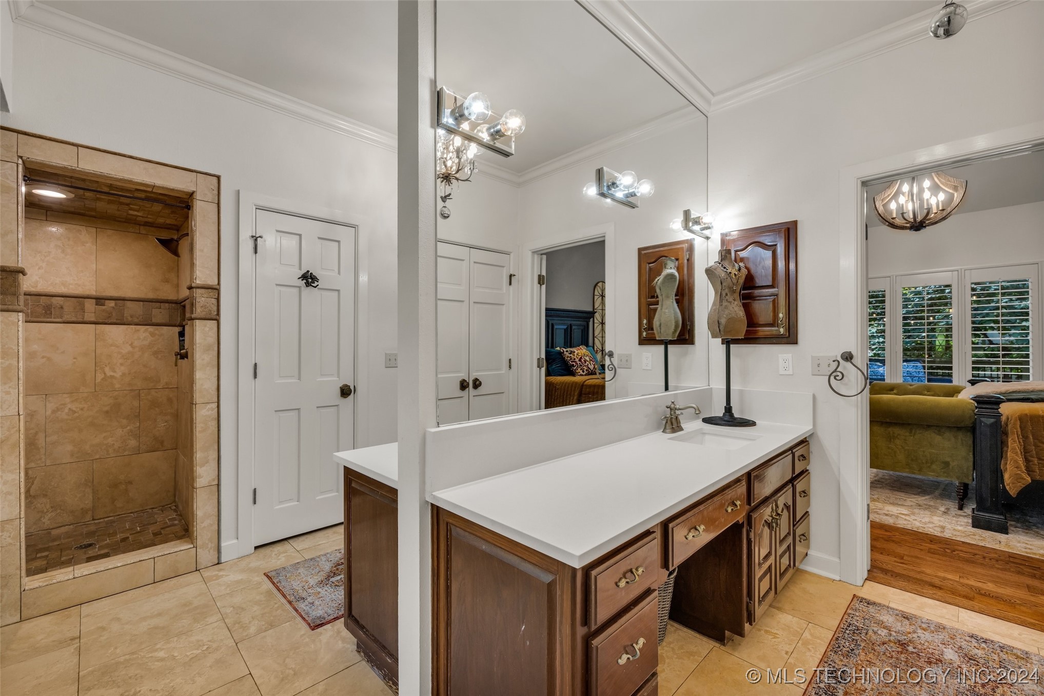 9722 S Quebec Avenue