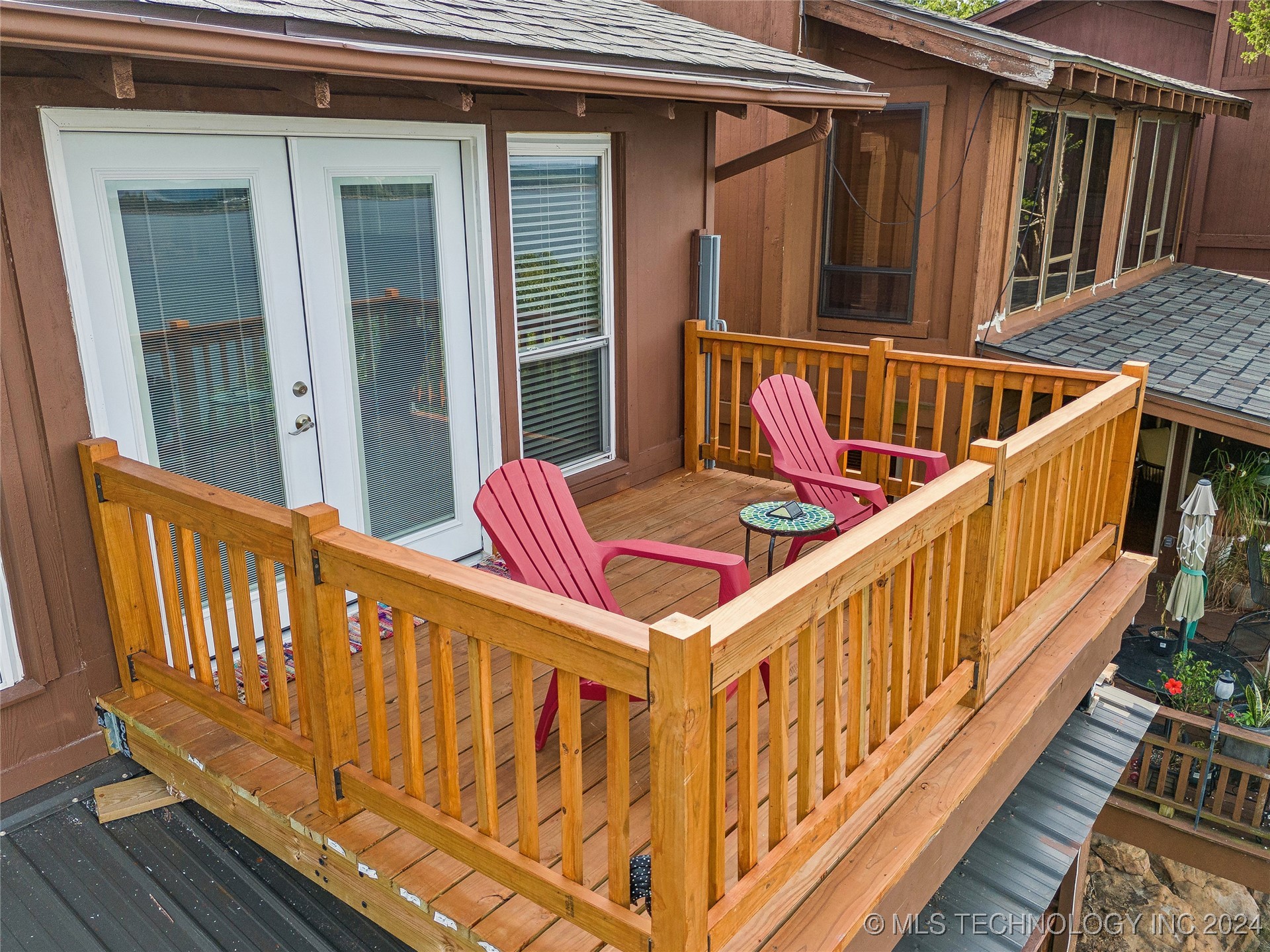 24 Cedar Lane