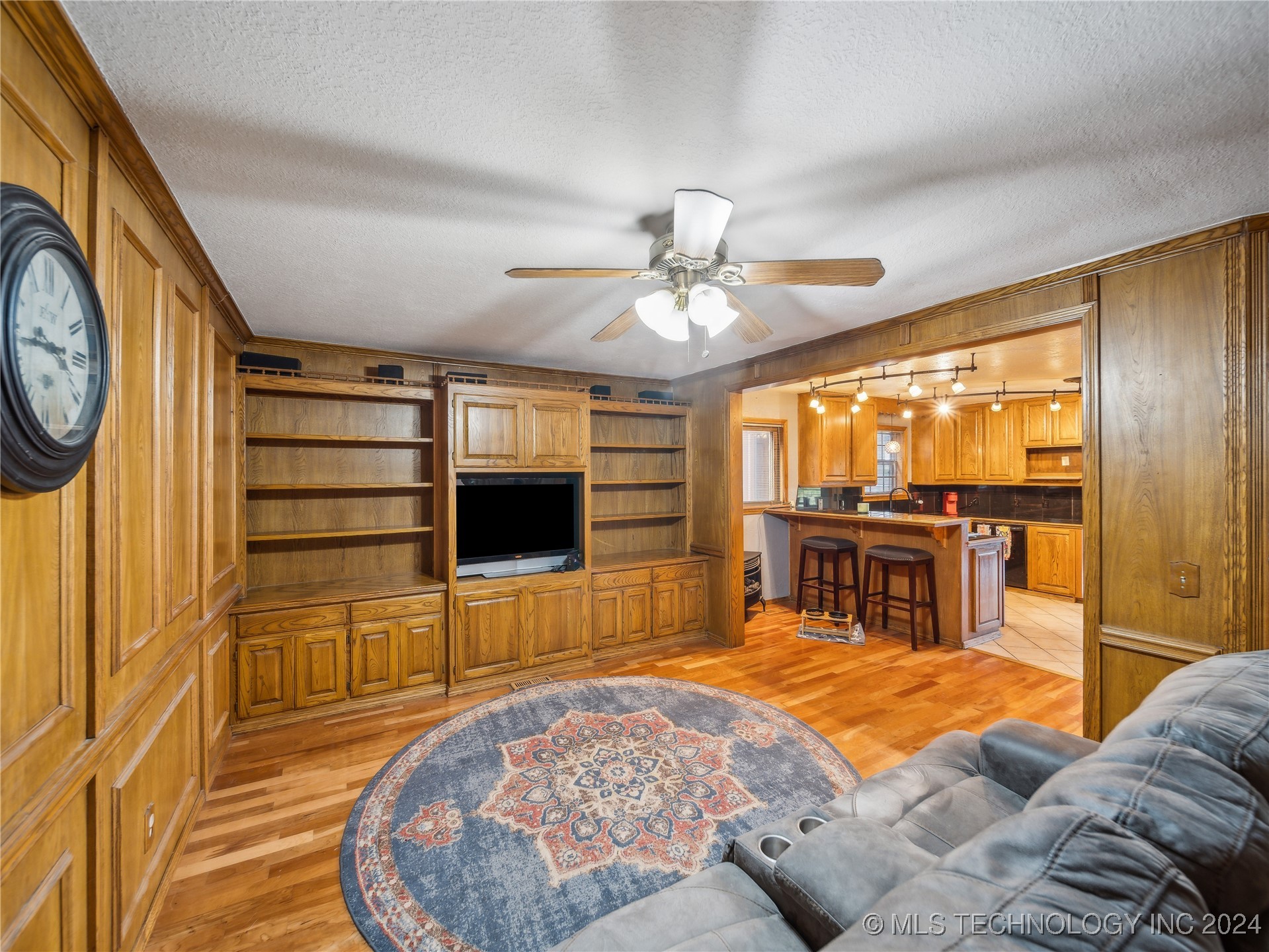 24 Cedar Lane
