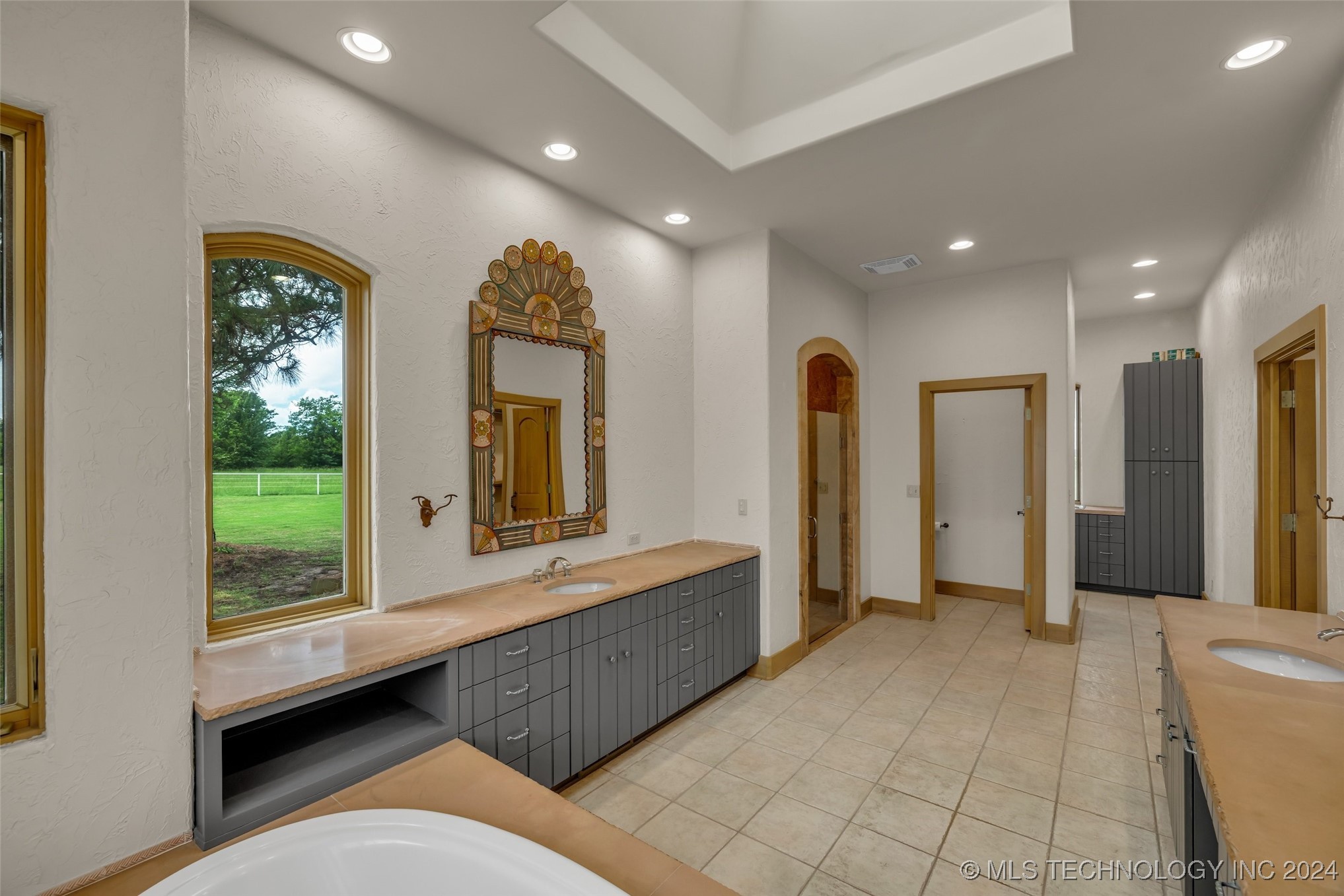 13136 S Yorktown Avenue