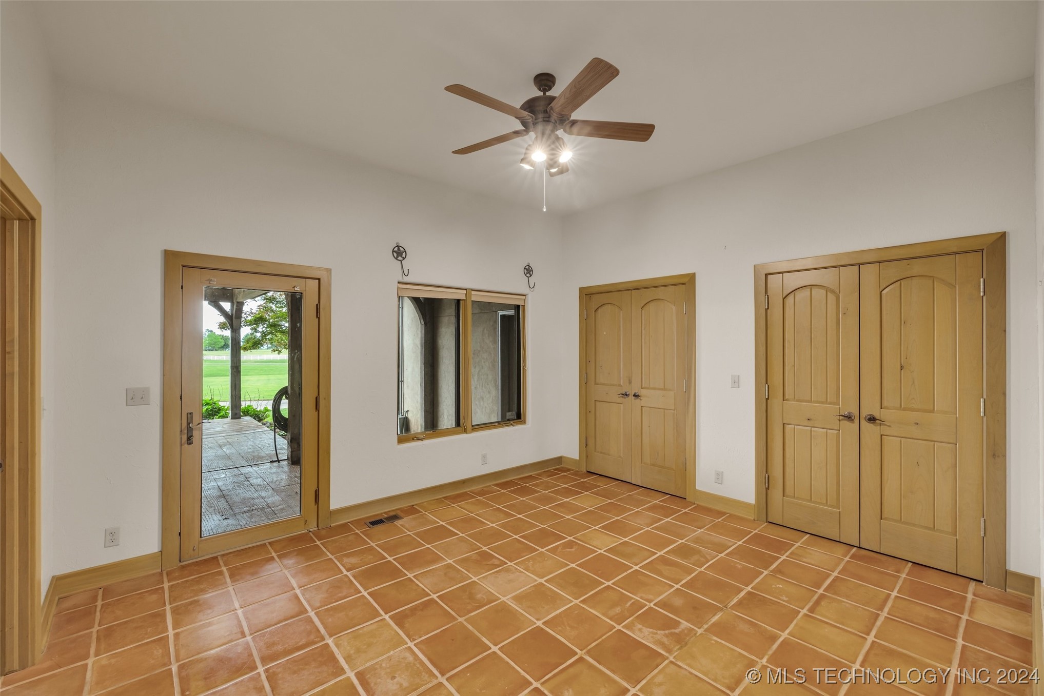 13136 S Yorktown Avenue