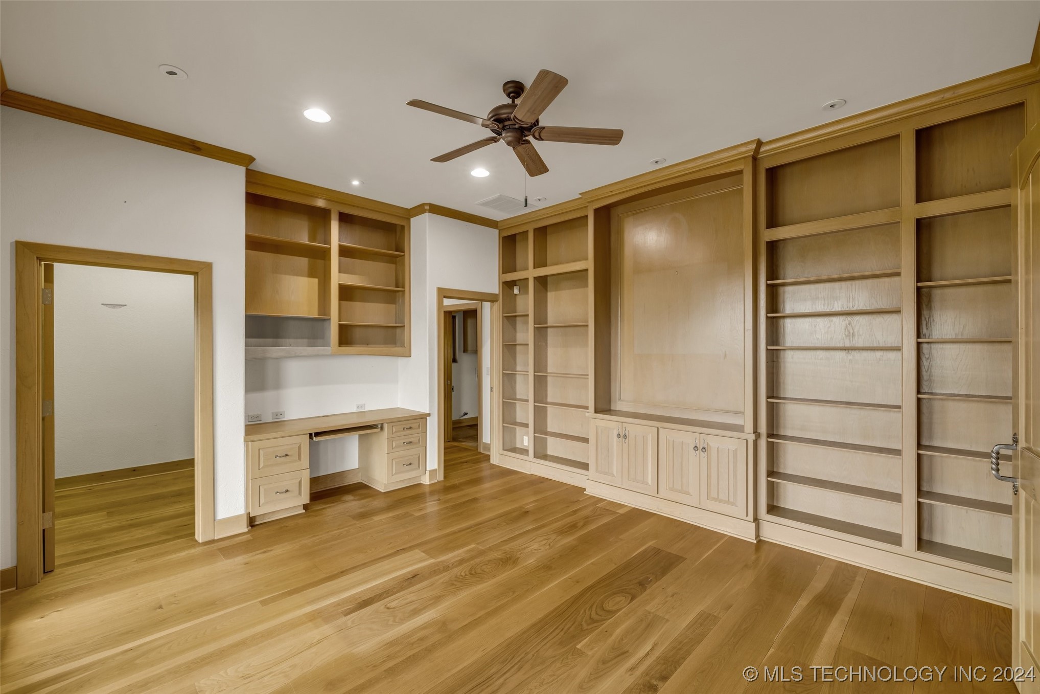 13136 S Yorktown Avenue