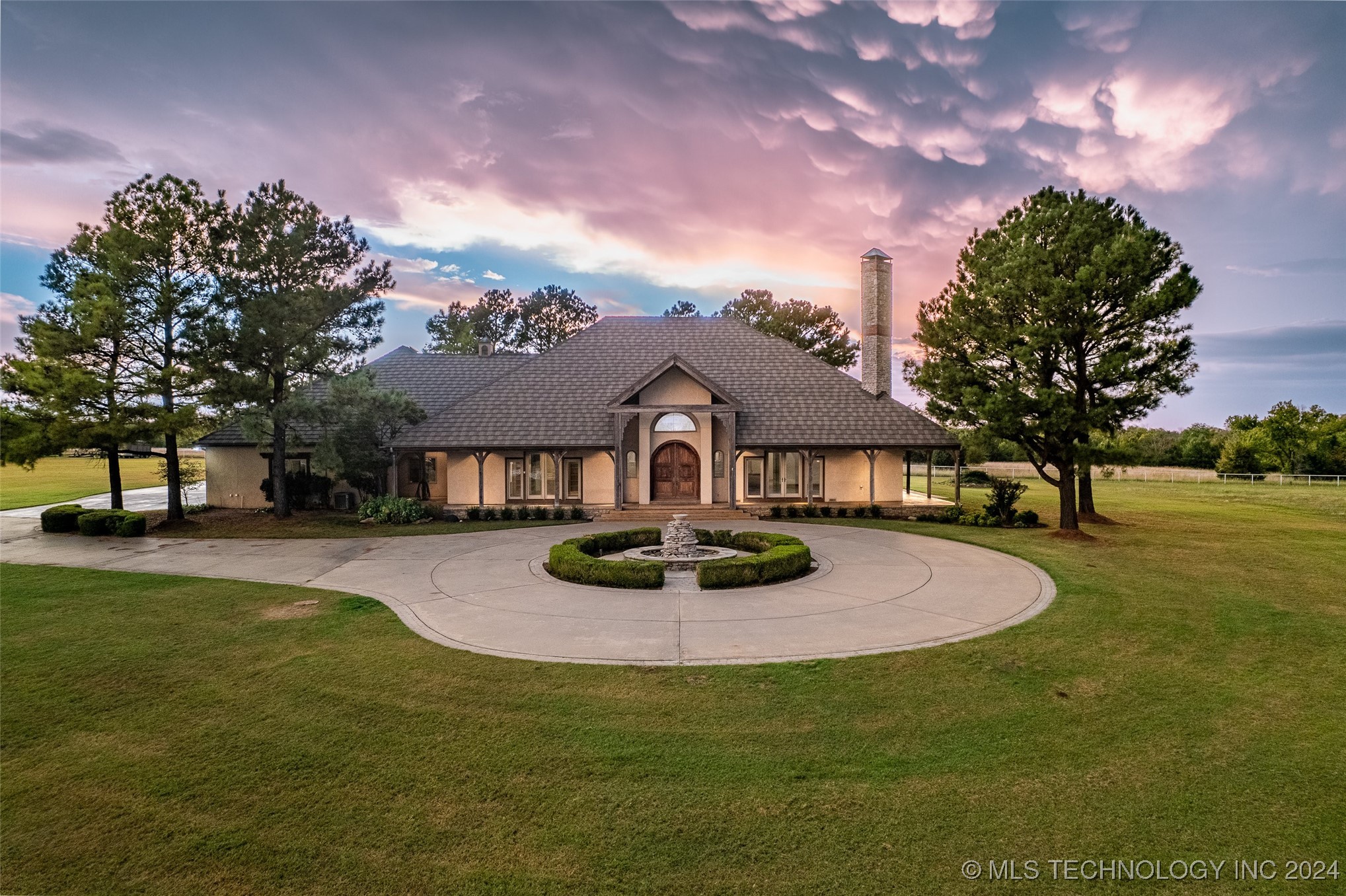 13136 S Yorktown Avenue