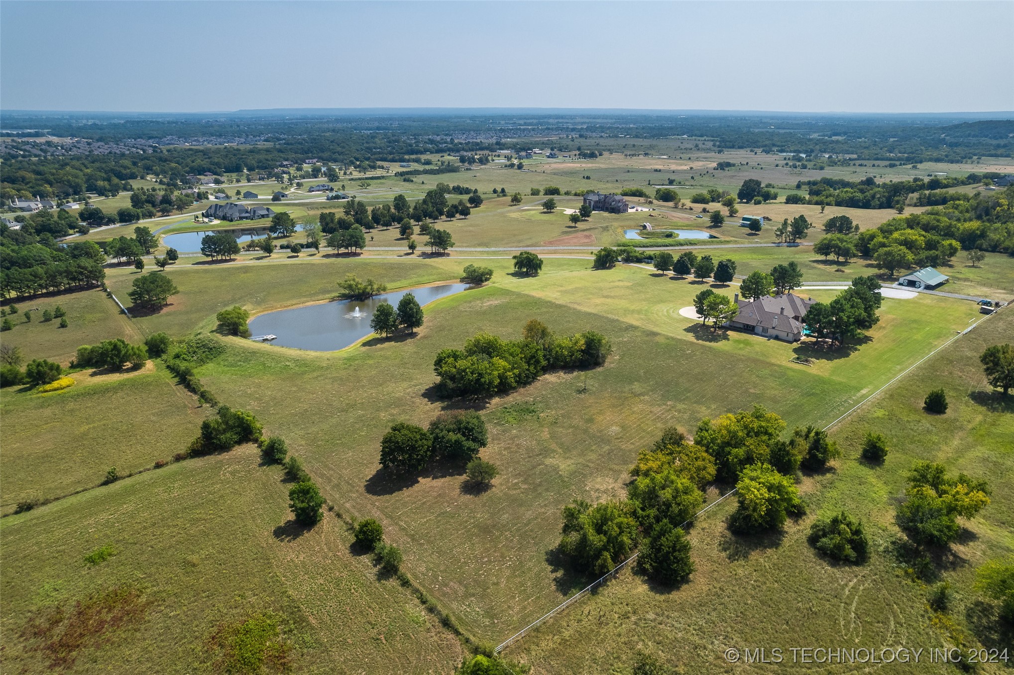 13136 S Yorktown Avenue