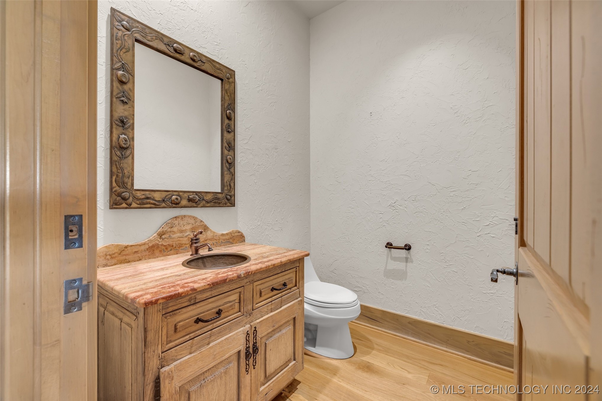 13136 S Yorktown Avenue