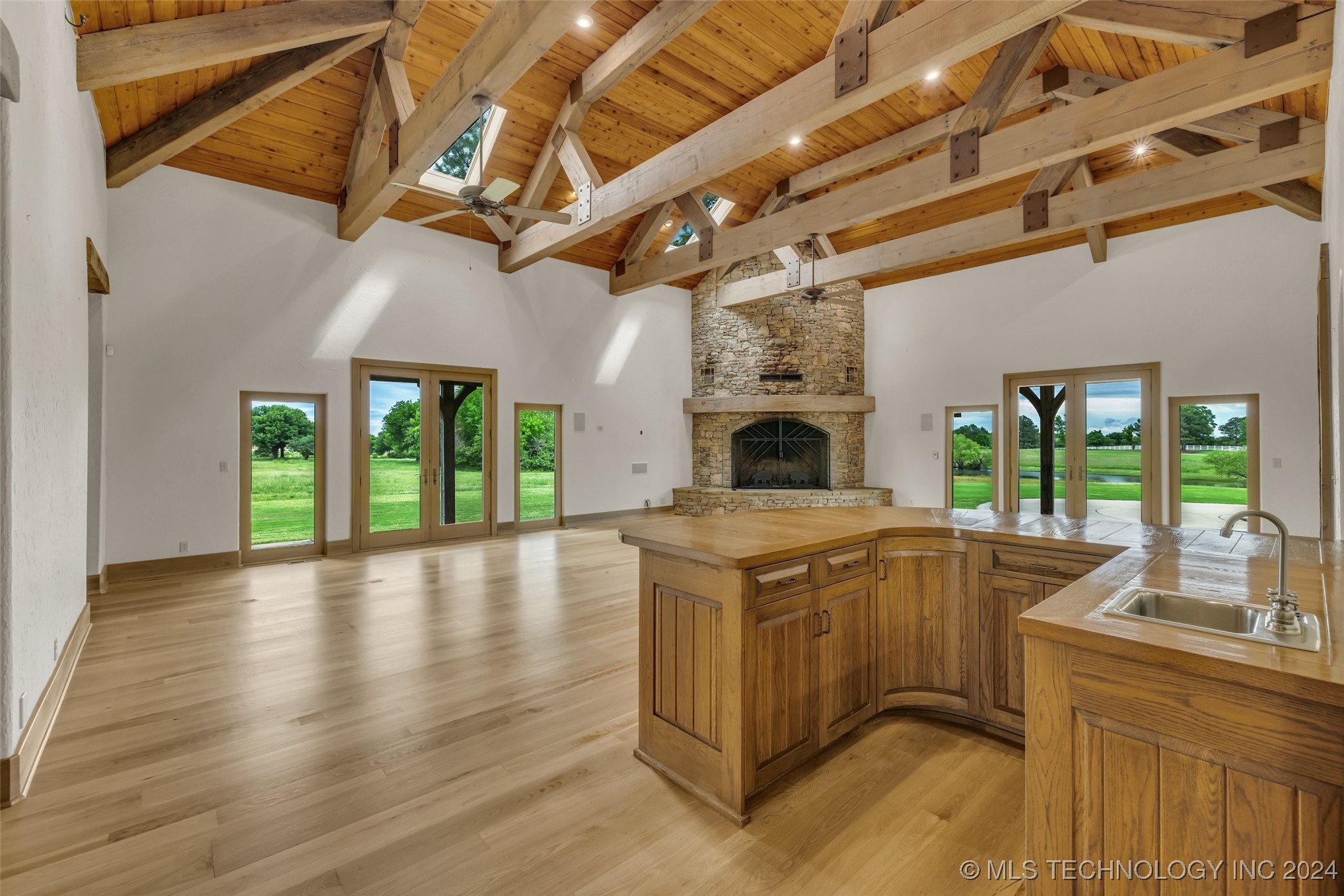 13136 S Yorktown Avenue