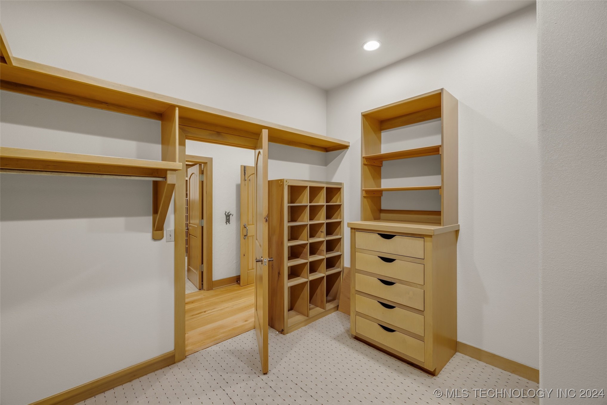 13136 S Yorktown Avenue