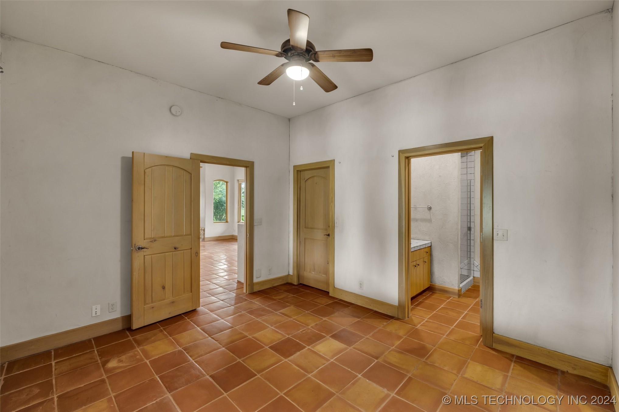 13136 S Yorktown Avenue