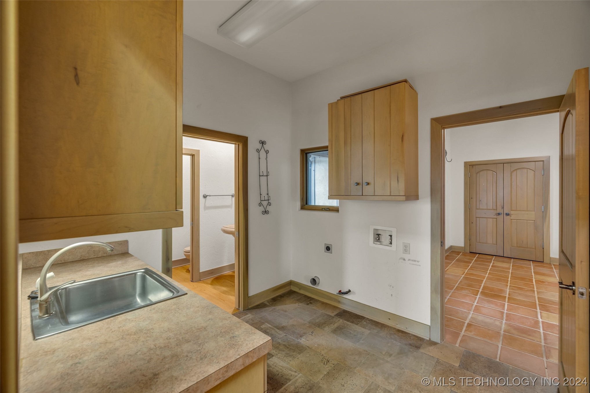 13136 S Yorktown Avenue