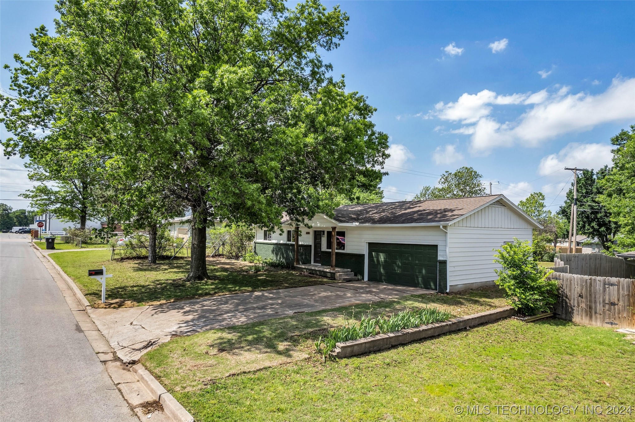 610 S 4th Street