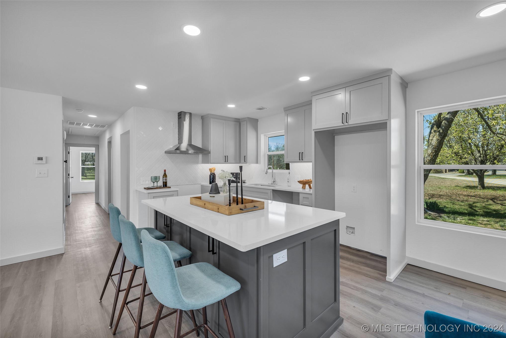 9737 N Memorial Drive