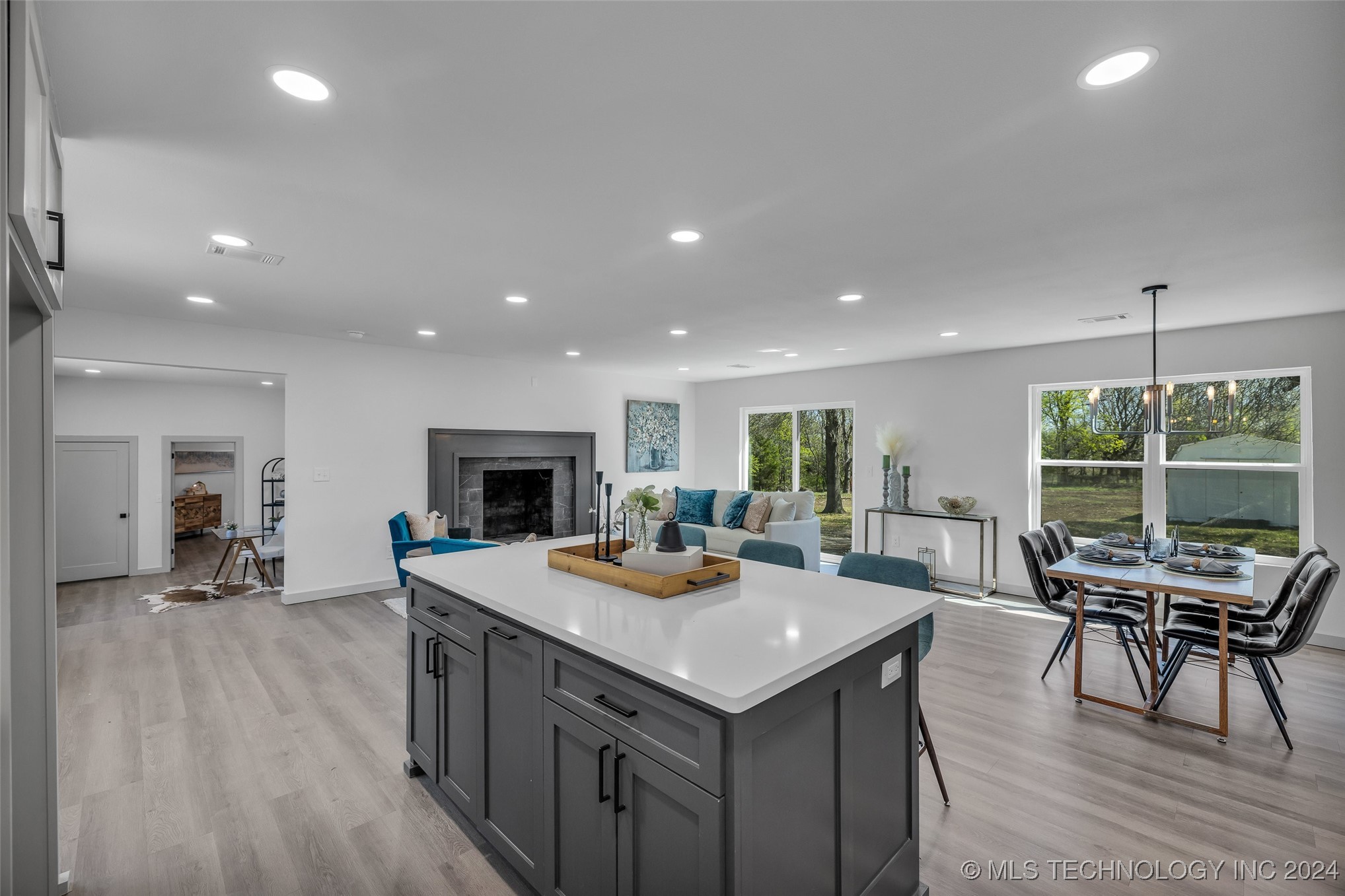 9737 N Memorial Drive