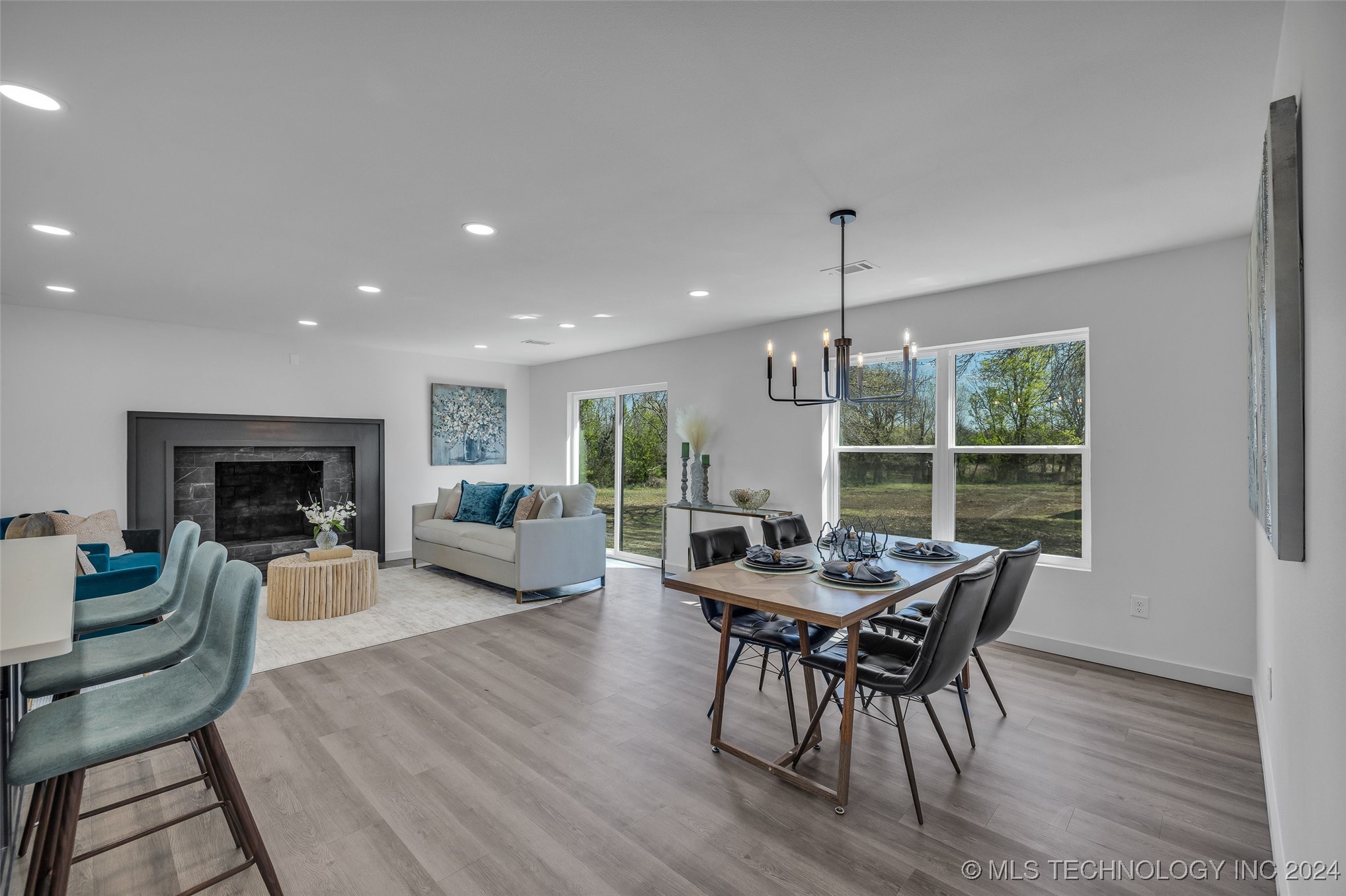 9737 N Memorial Drive