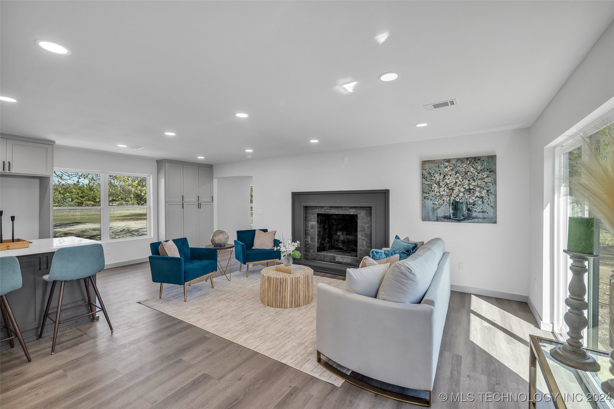 9737 N Memorial Drive