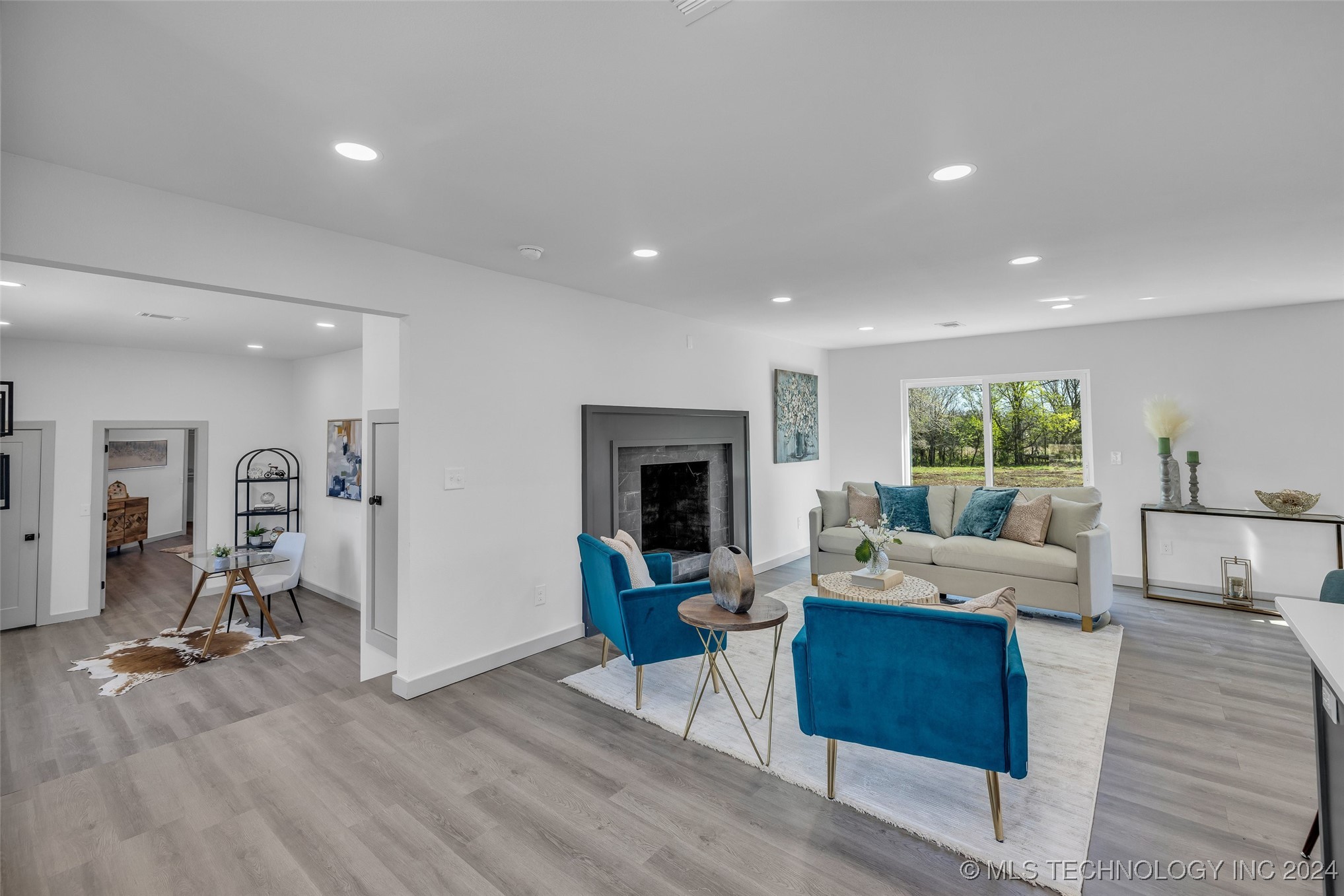 9737 N Memorial Drive