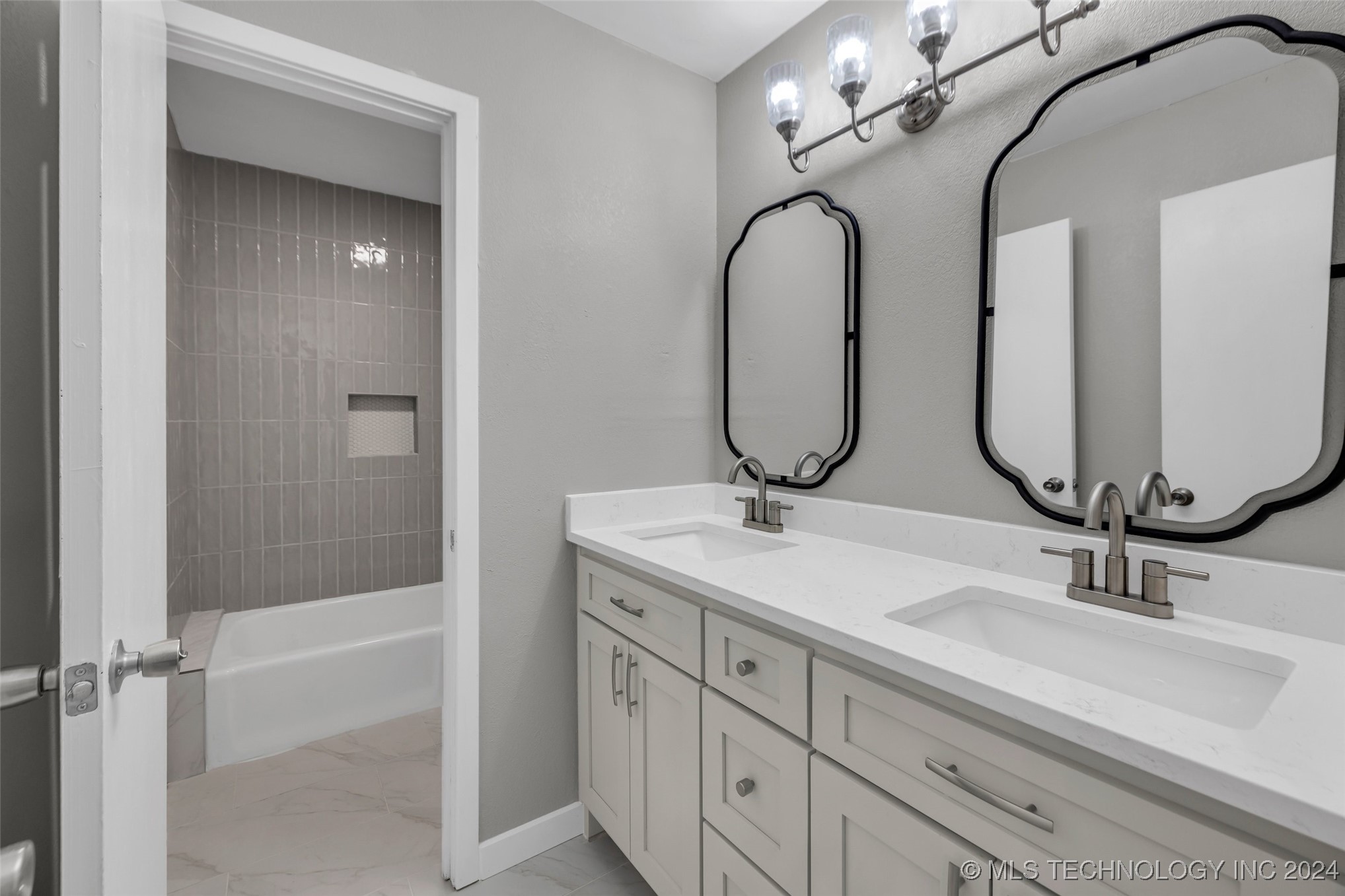 7380 S 234th East Avenue