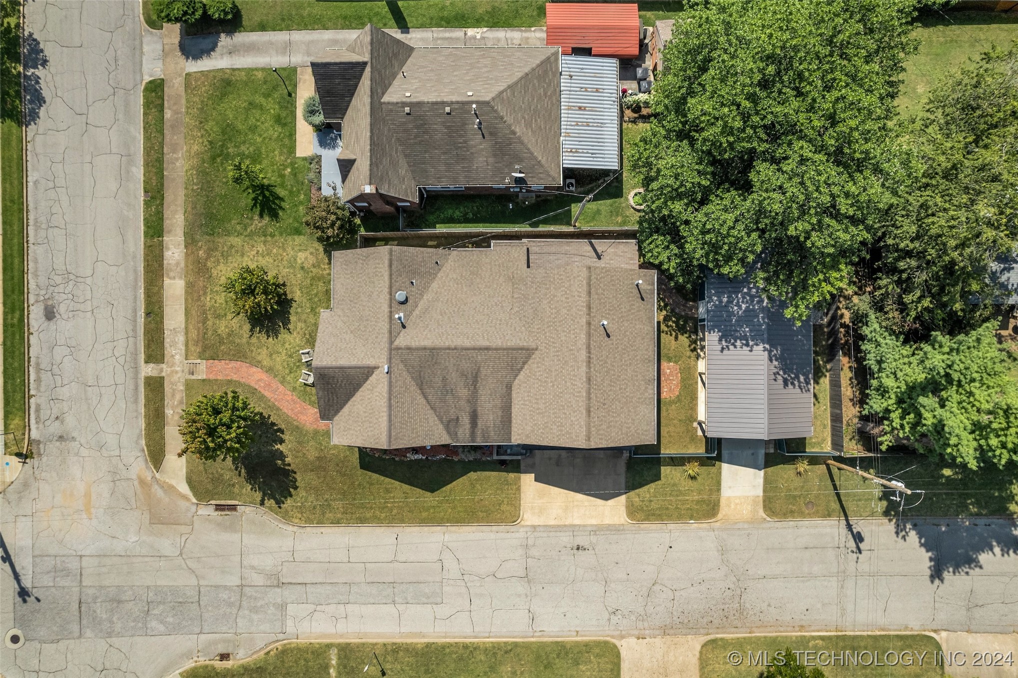 1302 S Gary Place