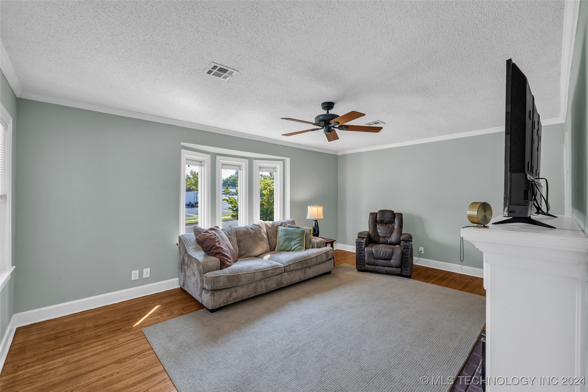 1302 S Gary Place