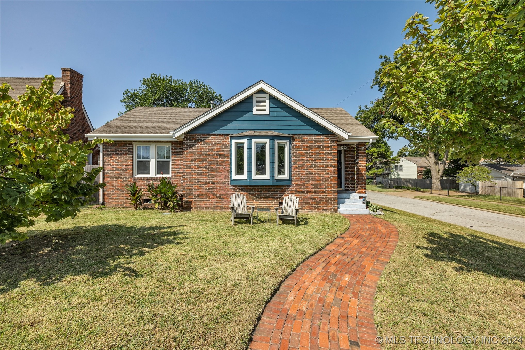 1302 S Gary Place