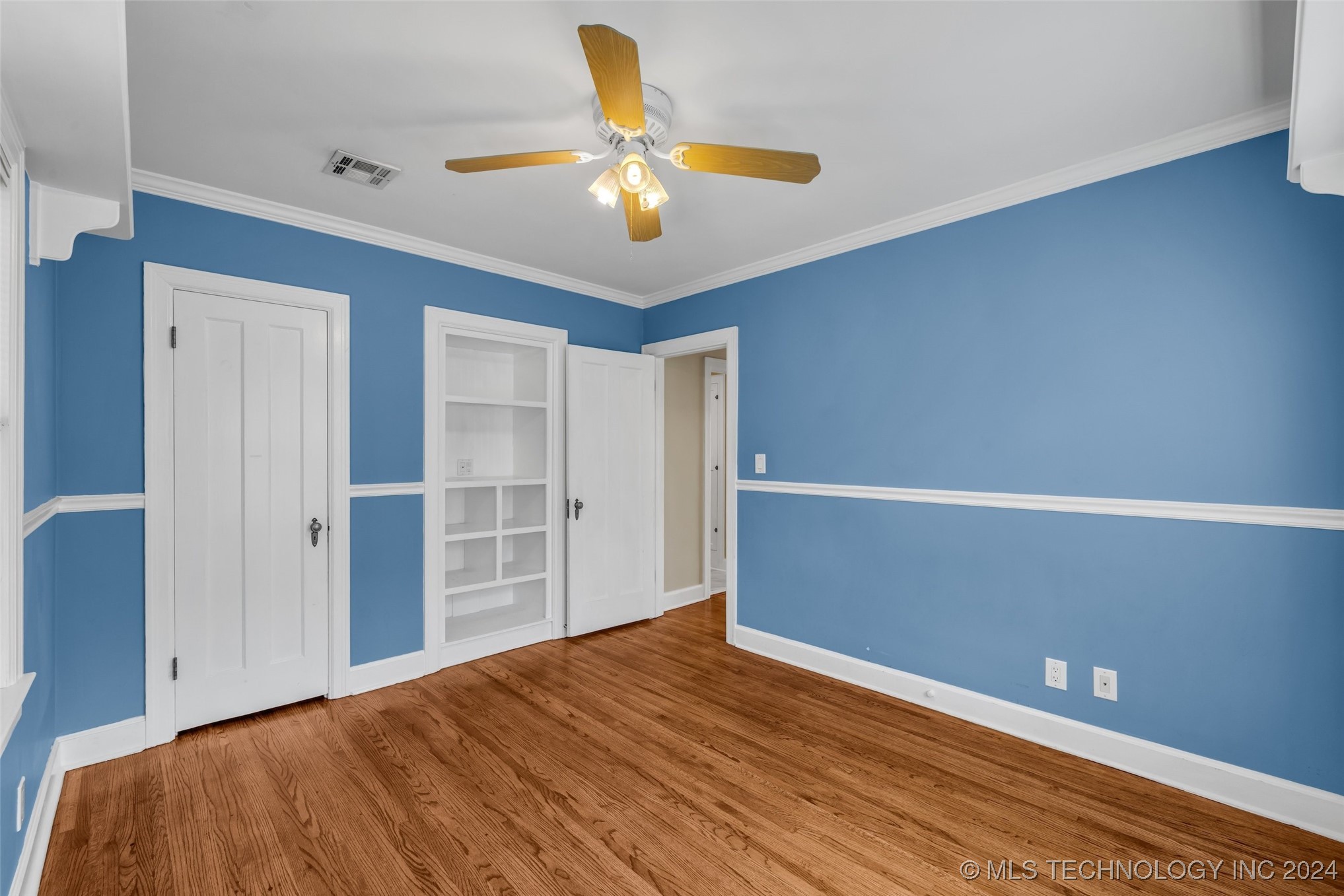 1302 S Gary Place