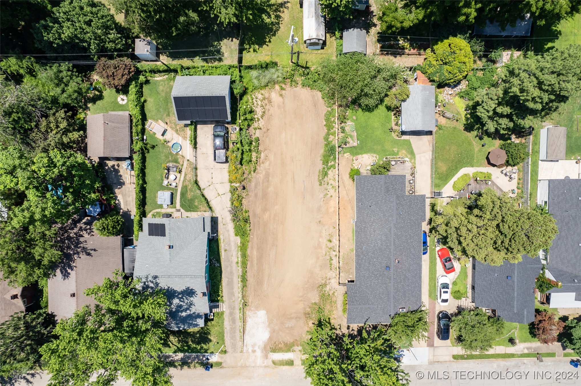 1232 S Florence Place