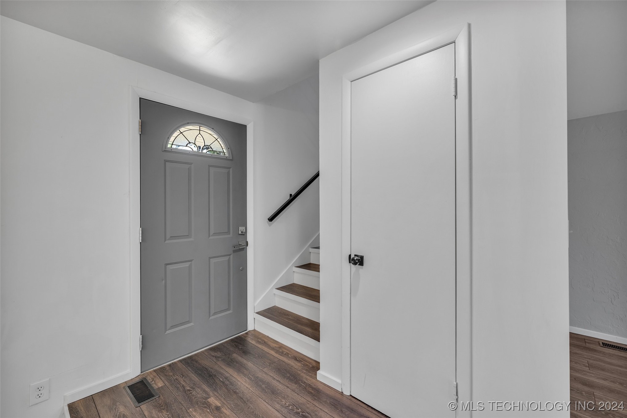 7375 S Yale Avenue D