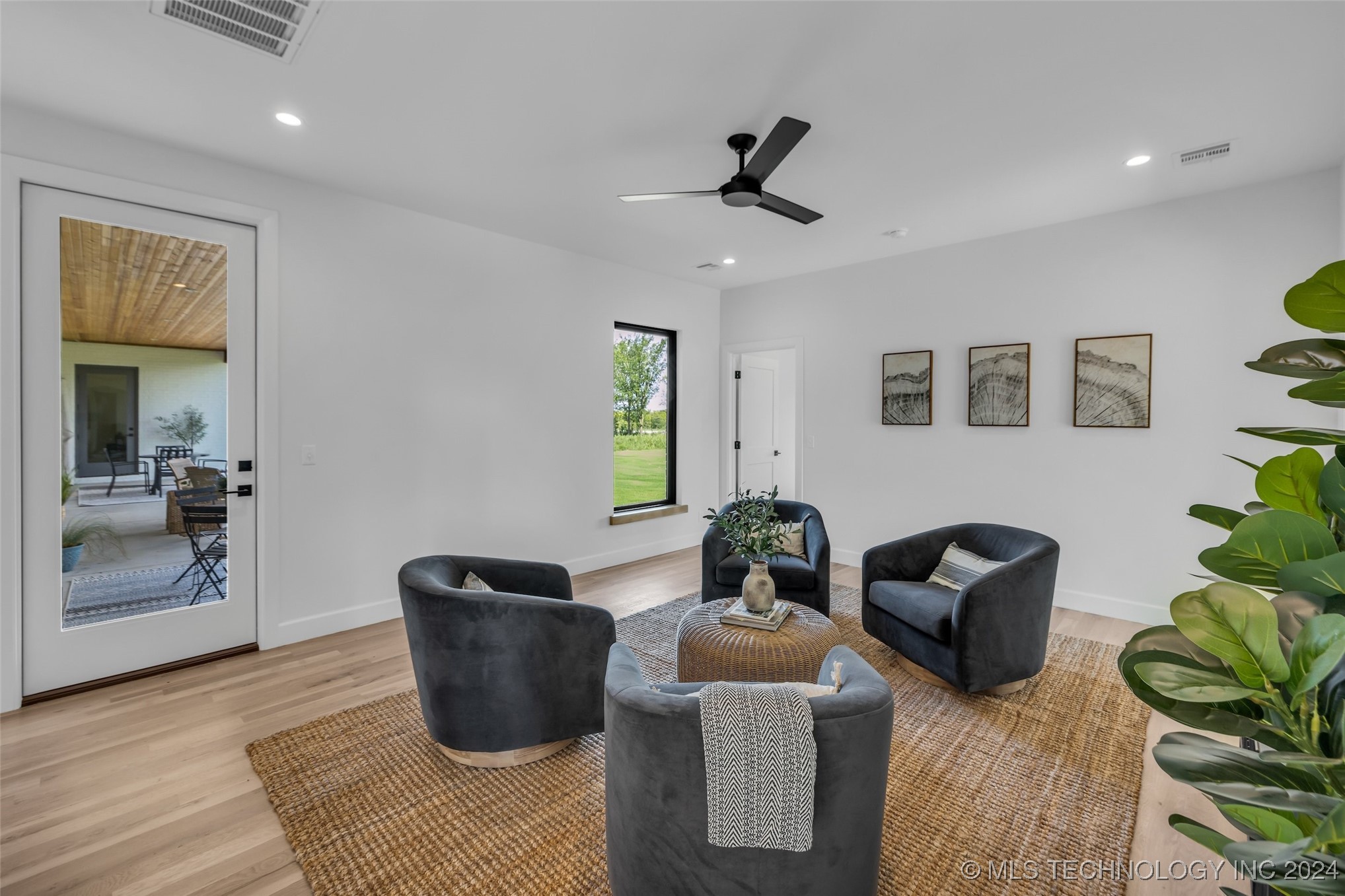 17643 E White Tail Cove