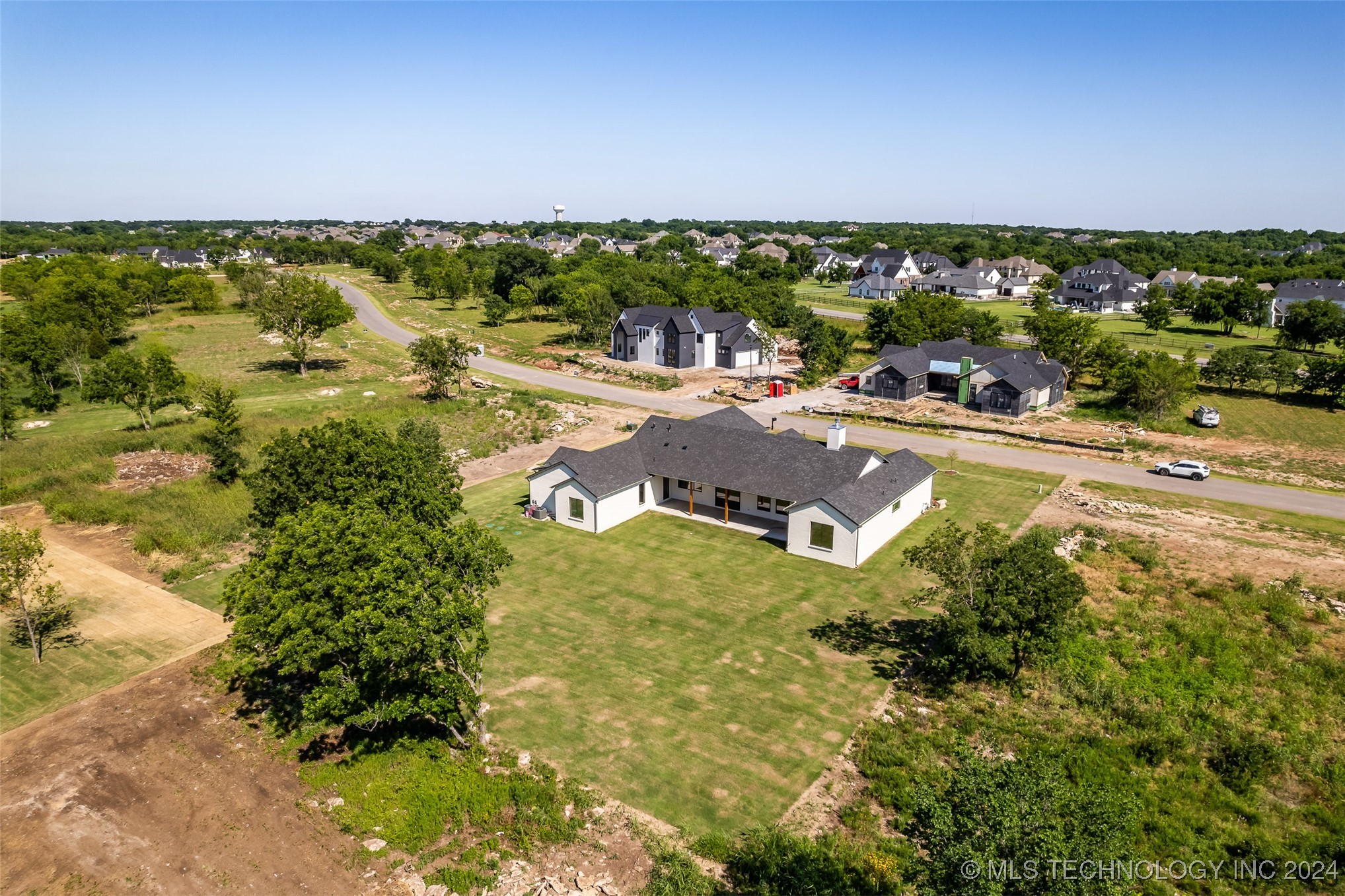 17643 E White Tail Cove