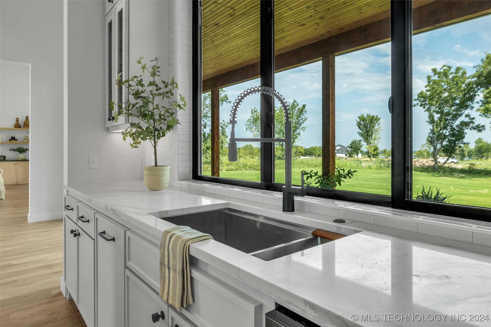 17643 E White Tail Cove