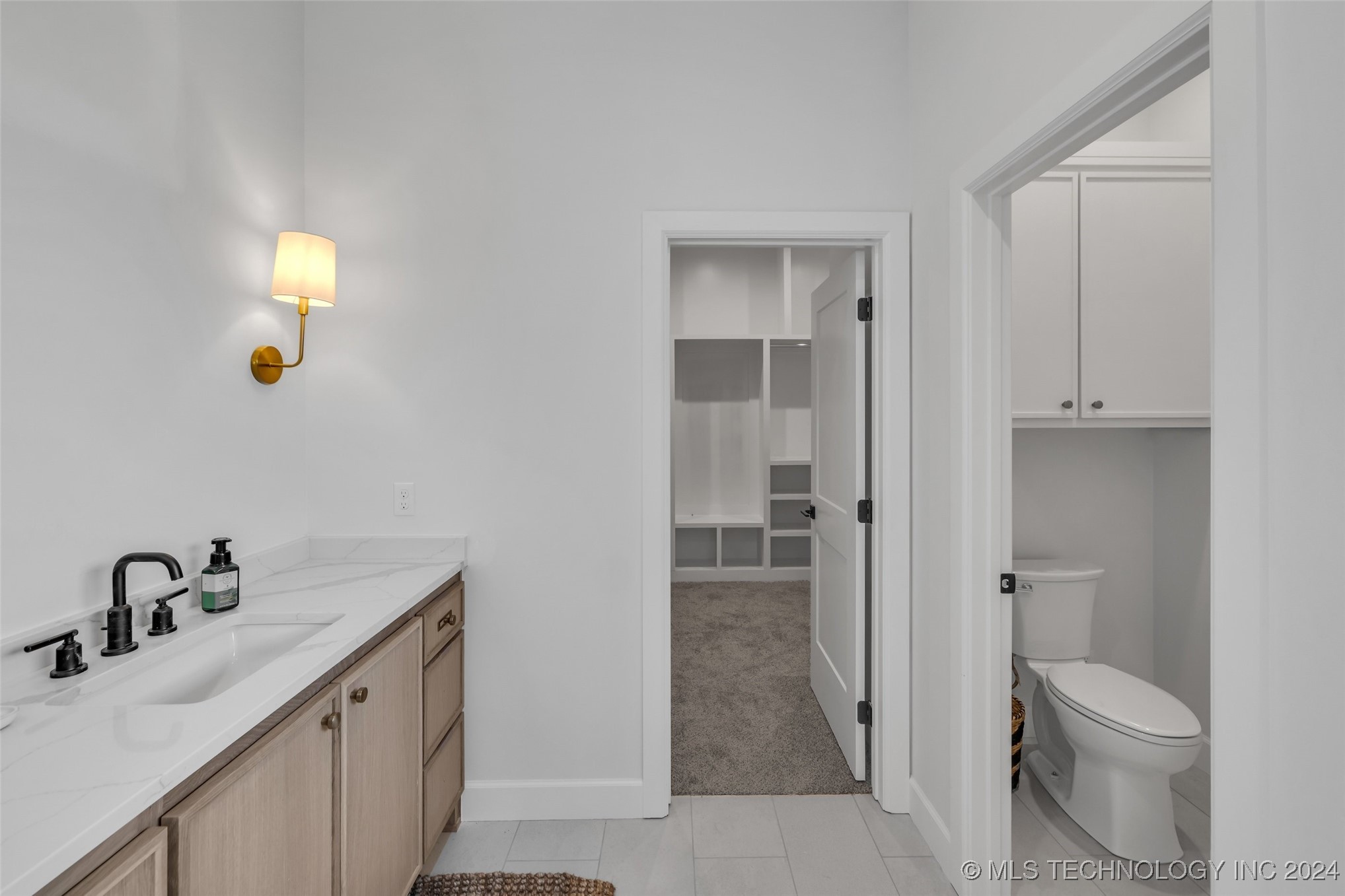 17643 E White Tail Cove