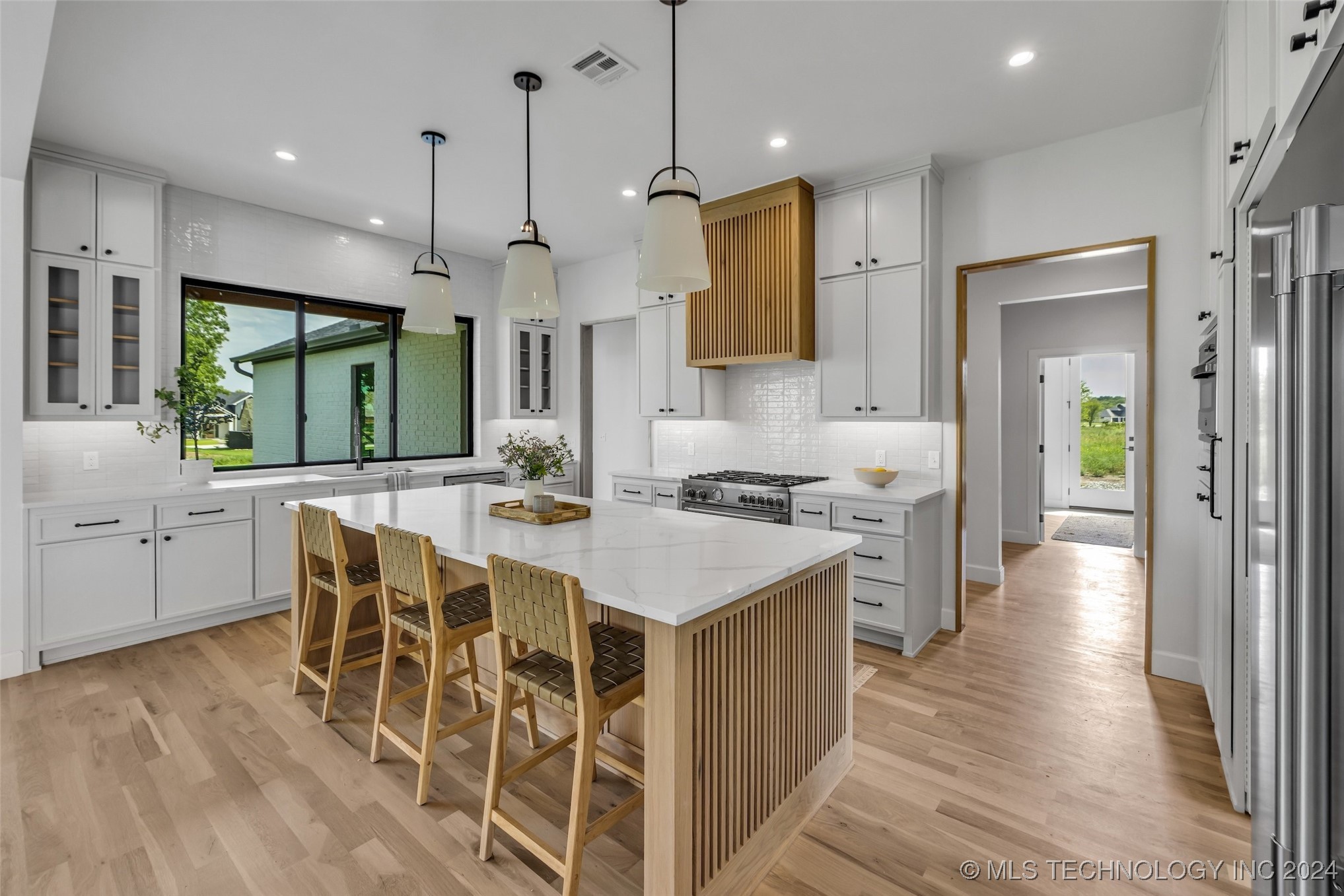 17643 E White Tail Cove