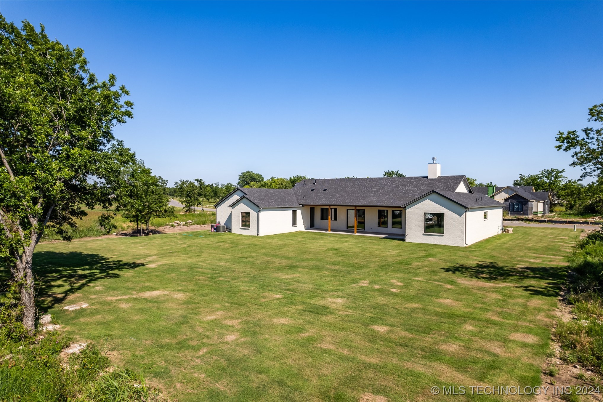 17643 E White Tail Cove