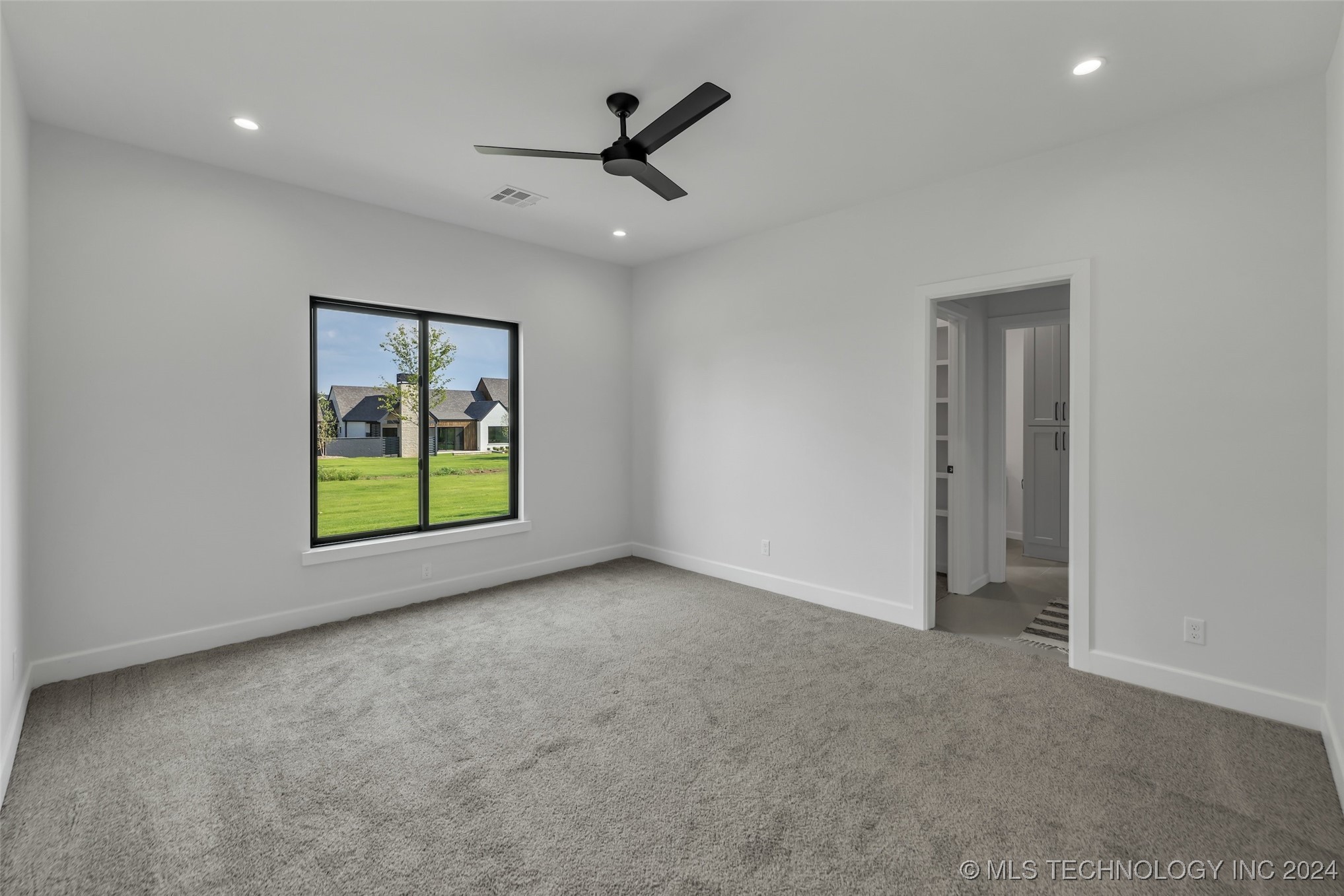 17643 E White Tail Cove