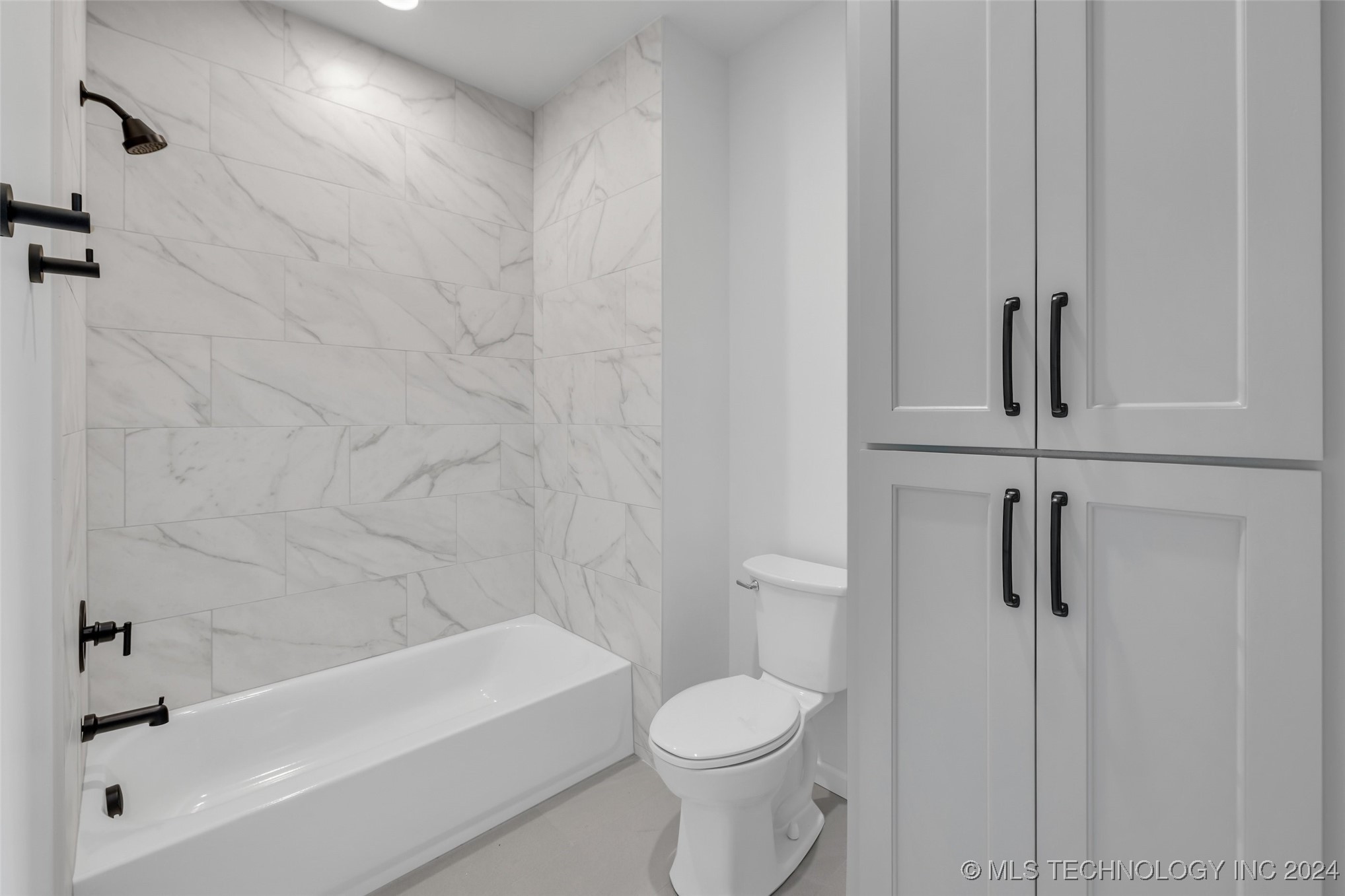 17643 E White Tail Cove