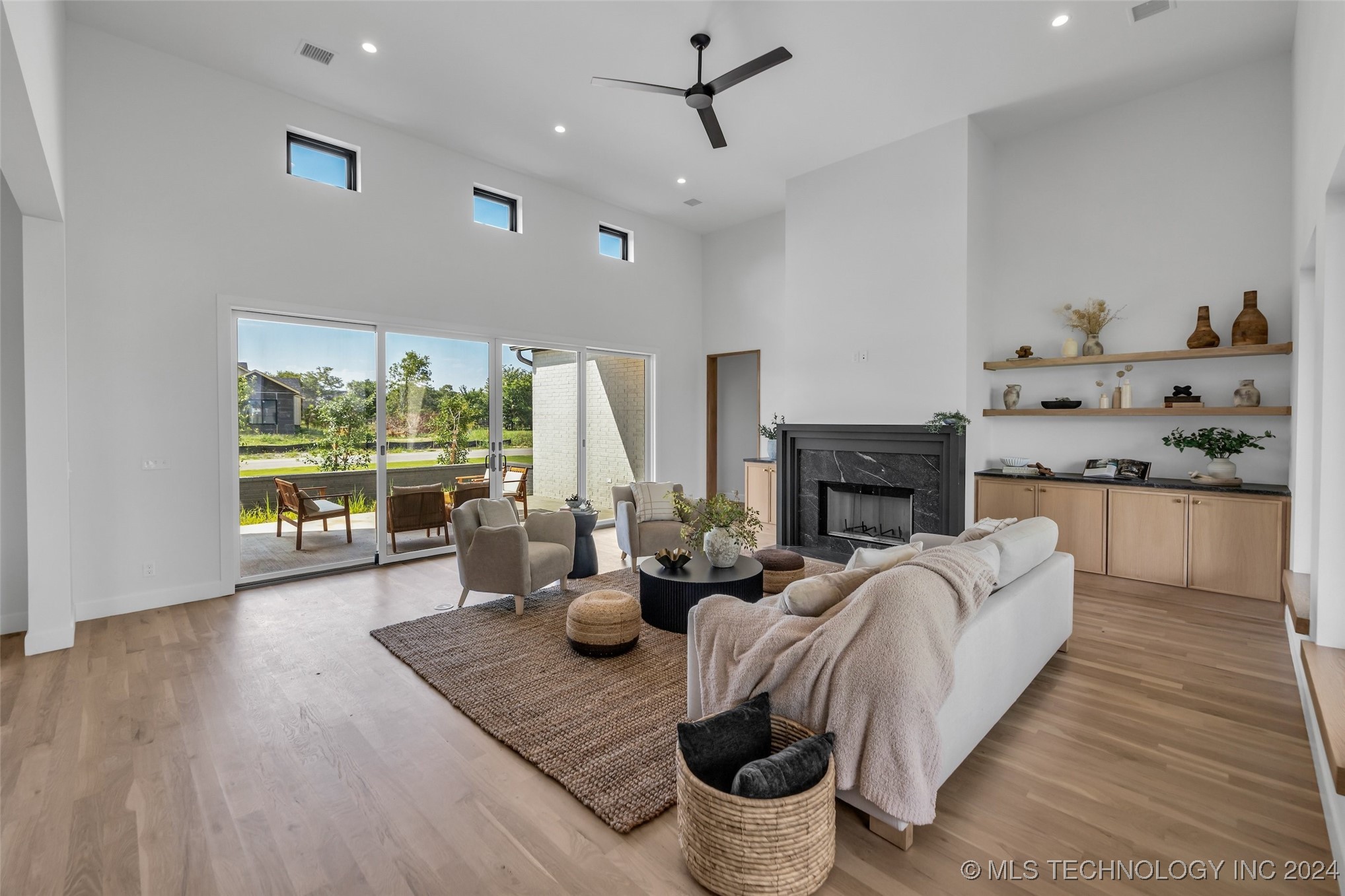 17643 E White Tail Cove