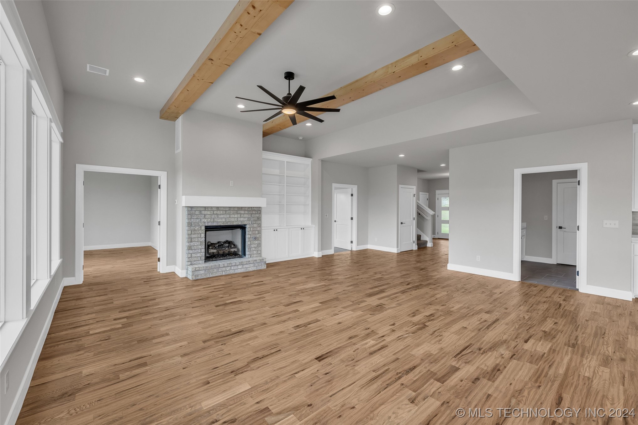 106 Pelican Point Place