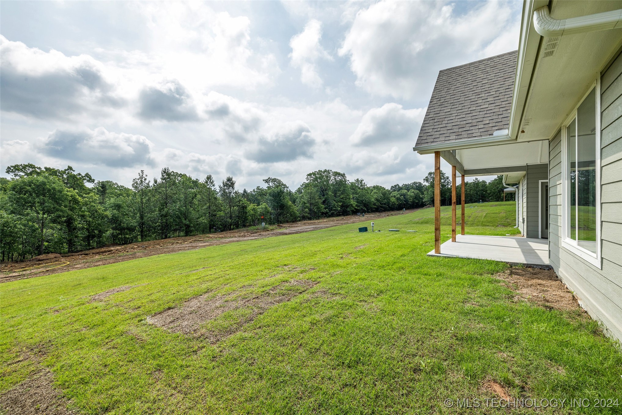 106 Pelican Point Place