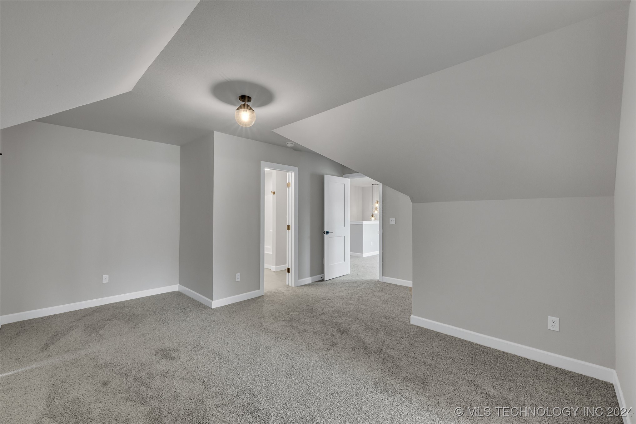 106 Pelican Point Place