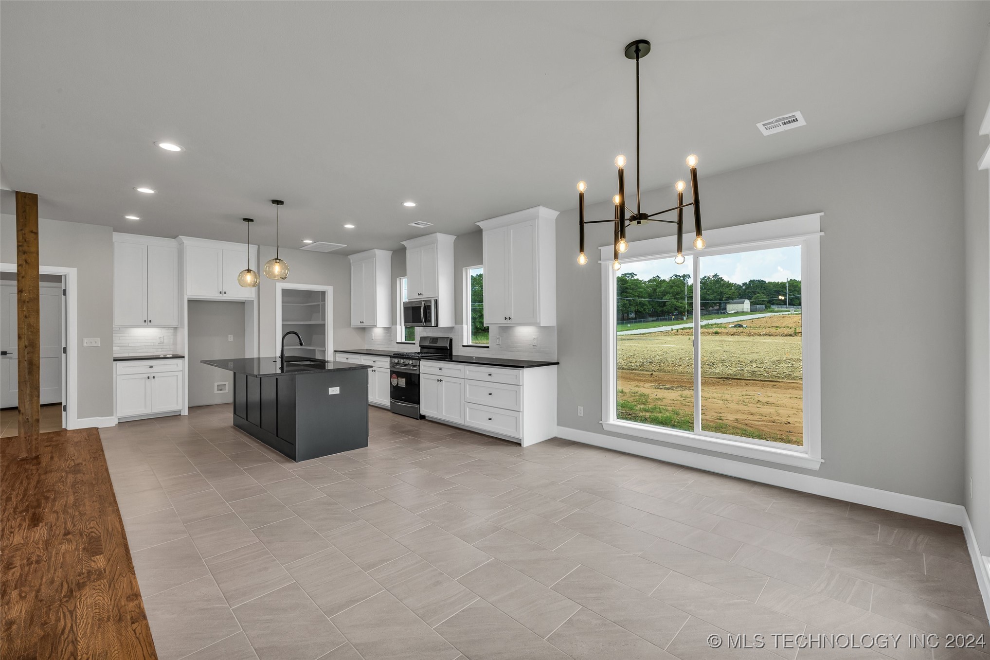 138 Pelican Point Place