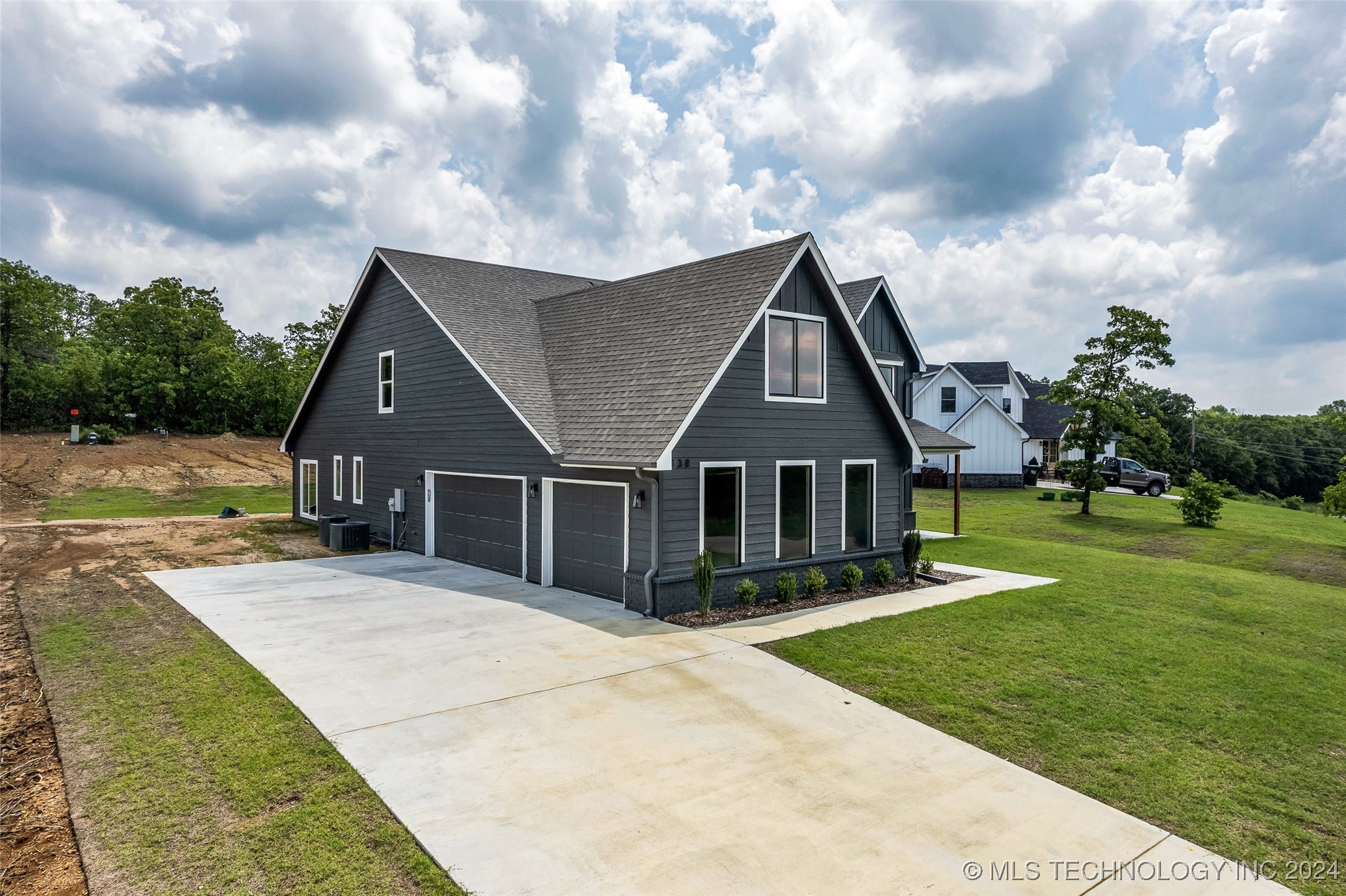 138 Pelican Point Place