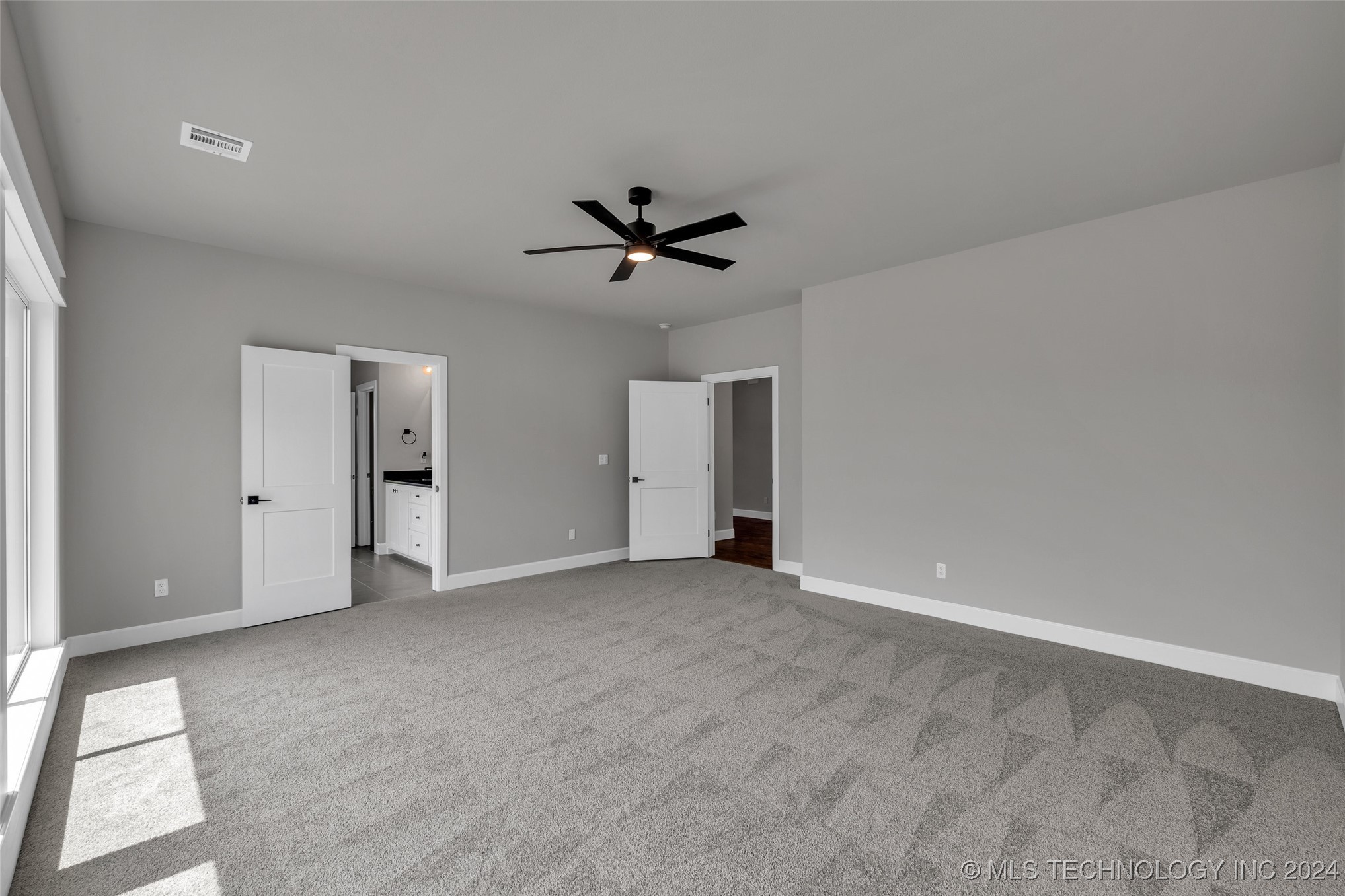 138 Pelican Point Place