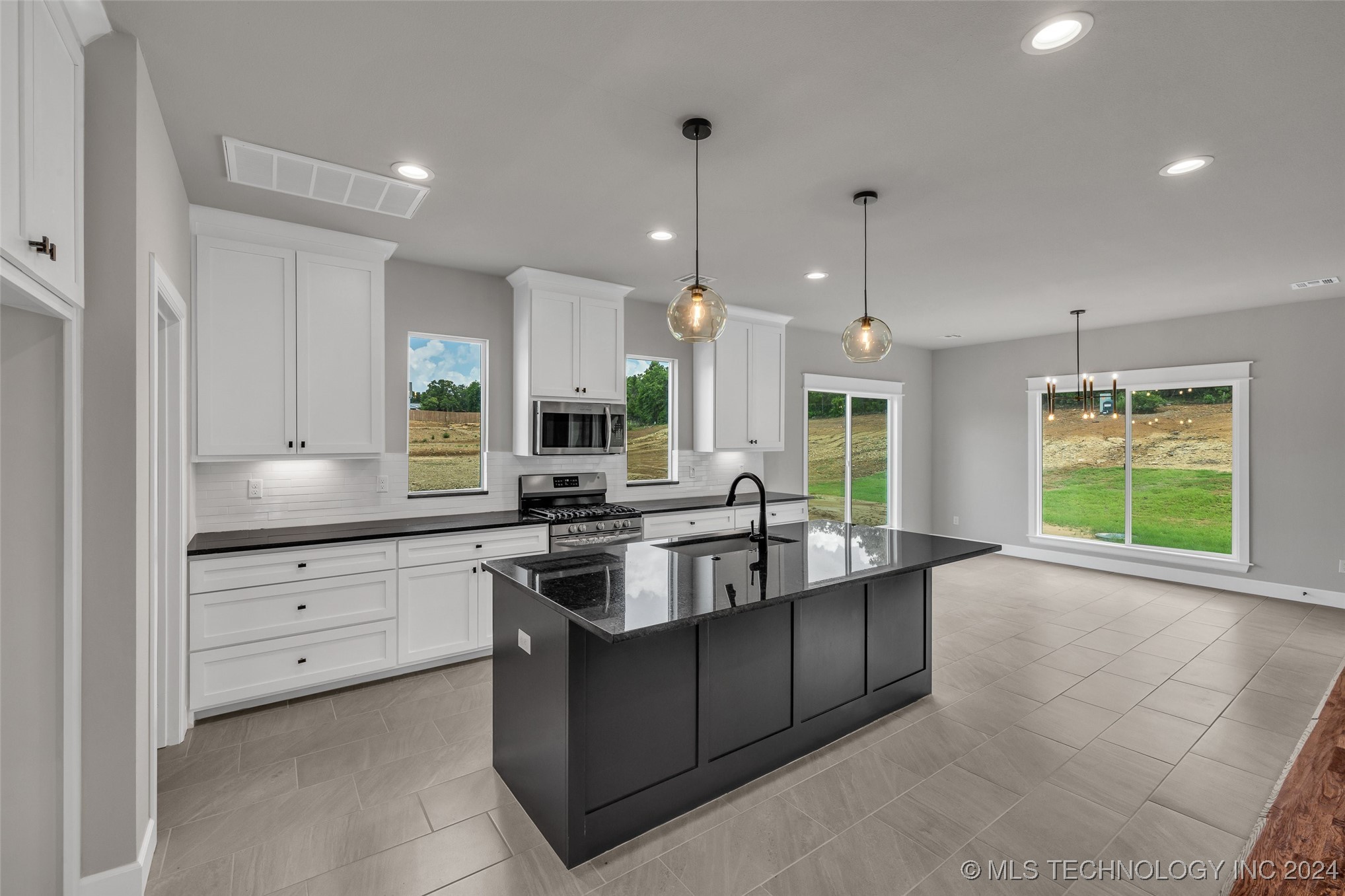 138 Pelican Point Place